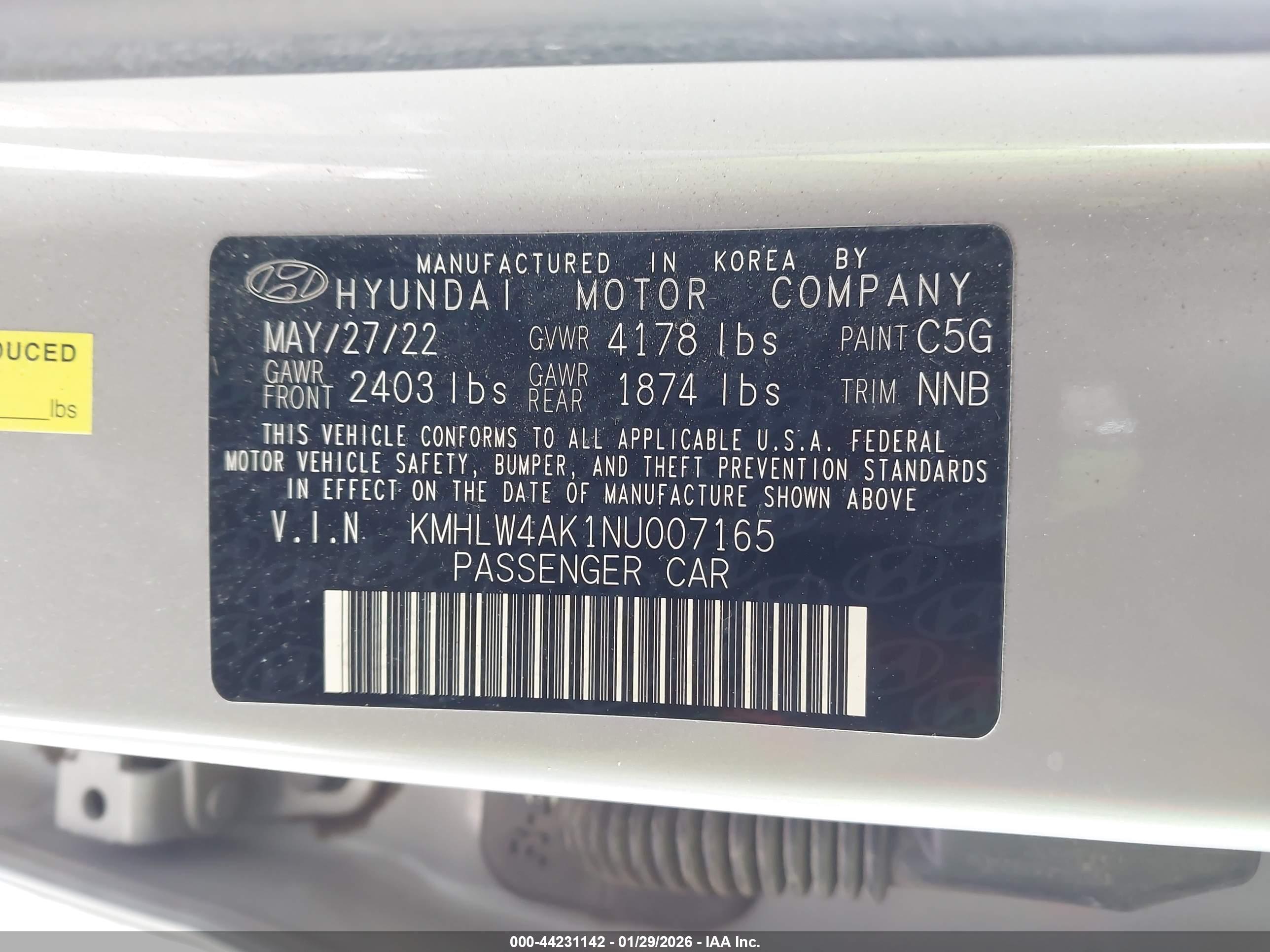 HYUNDAI ELANTRA image 9