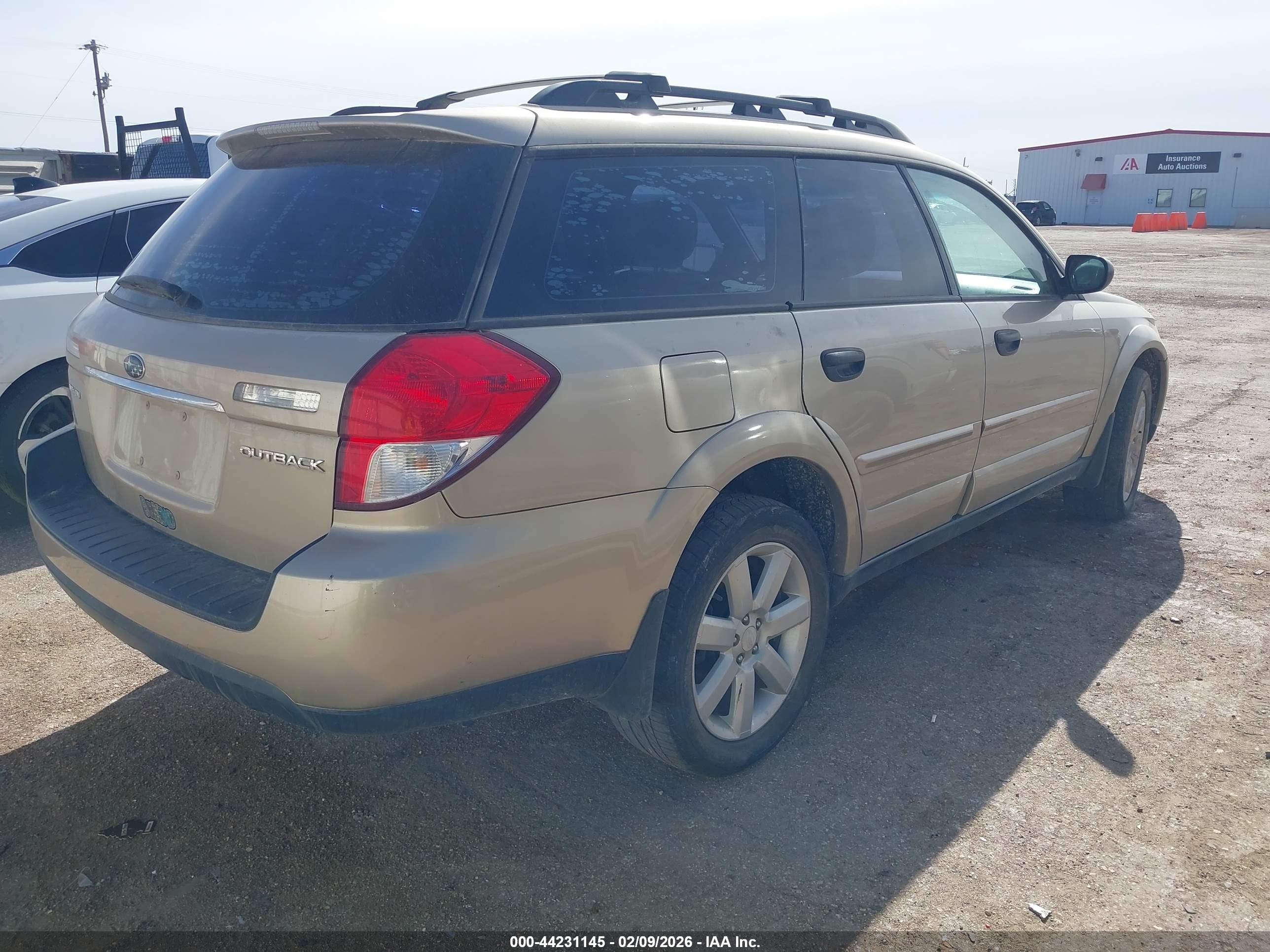 SUBARU OUTBACK image 4