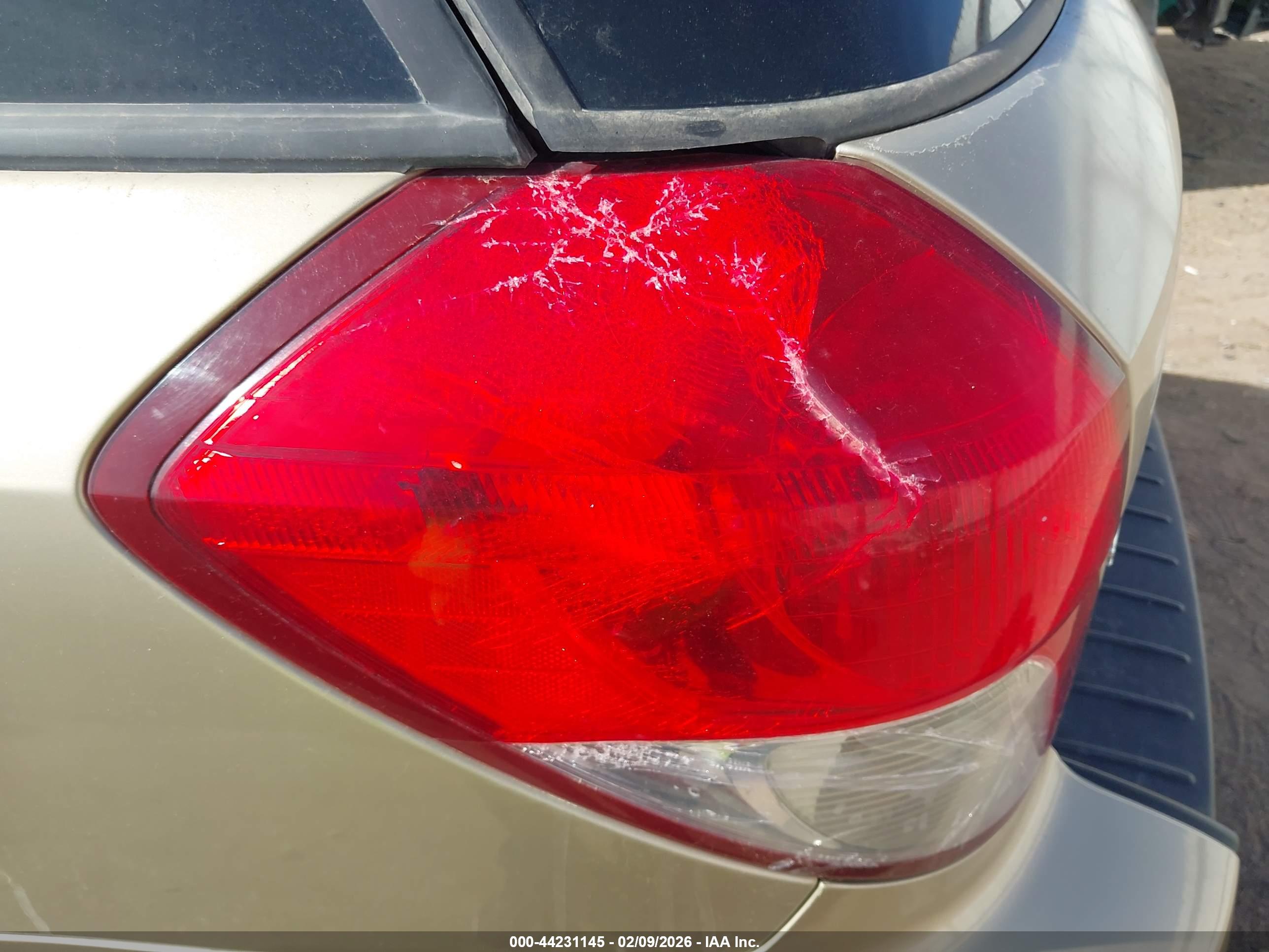 SUBARU OUTBACK image 6