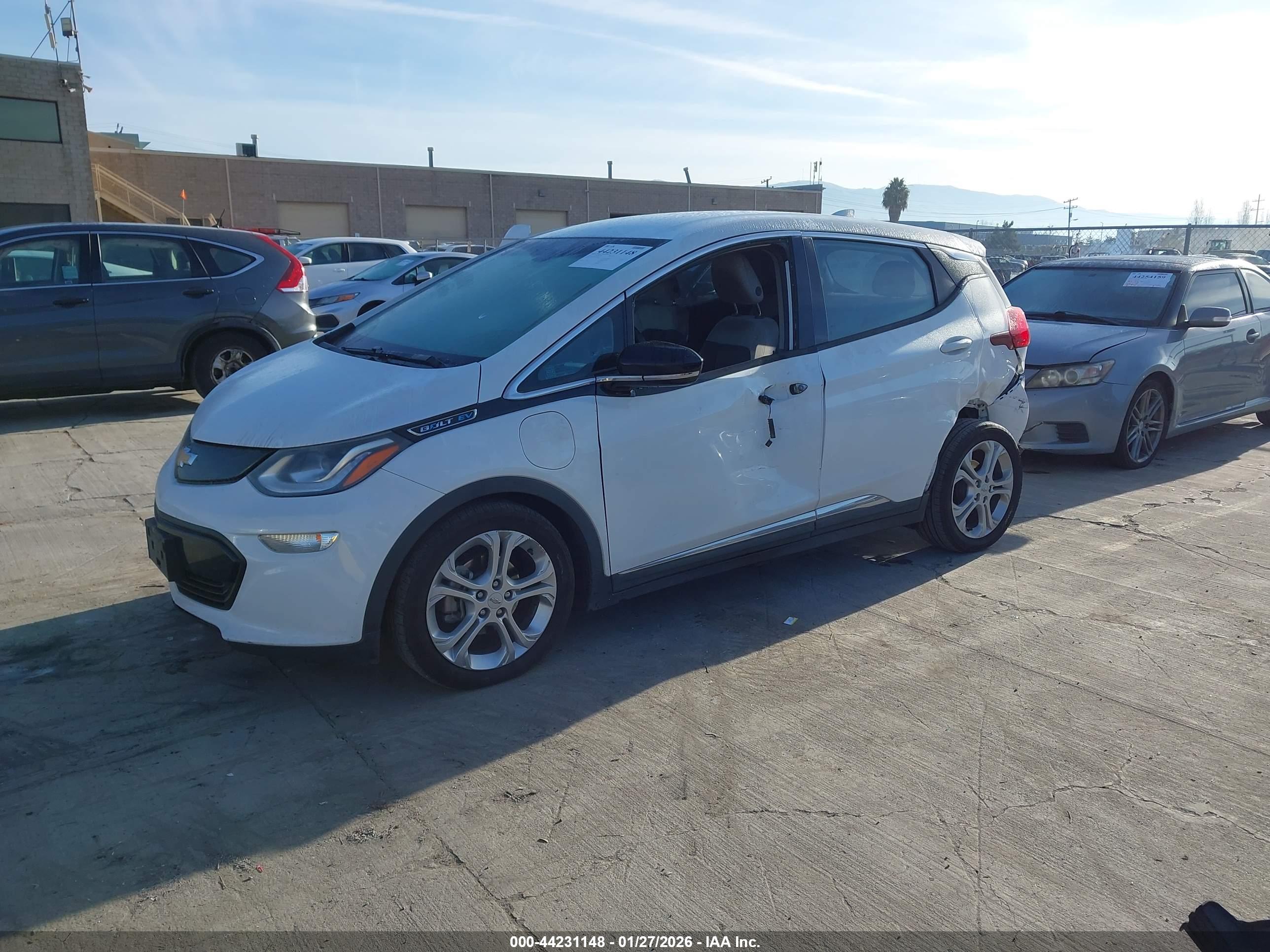 CHEVROLET BOLT image 2
