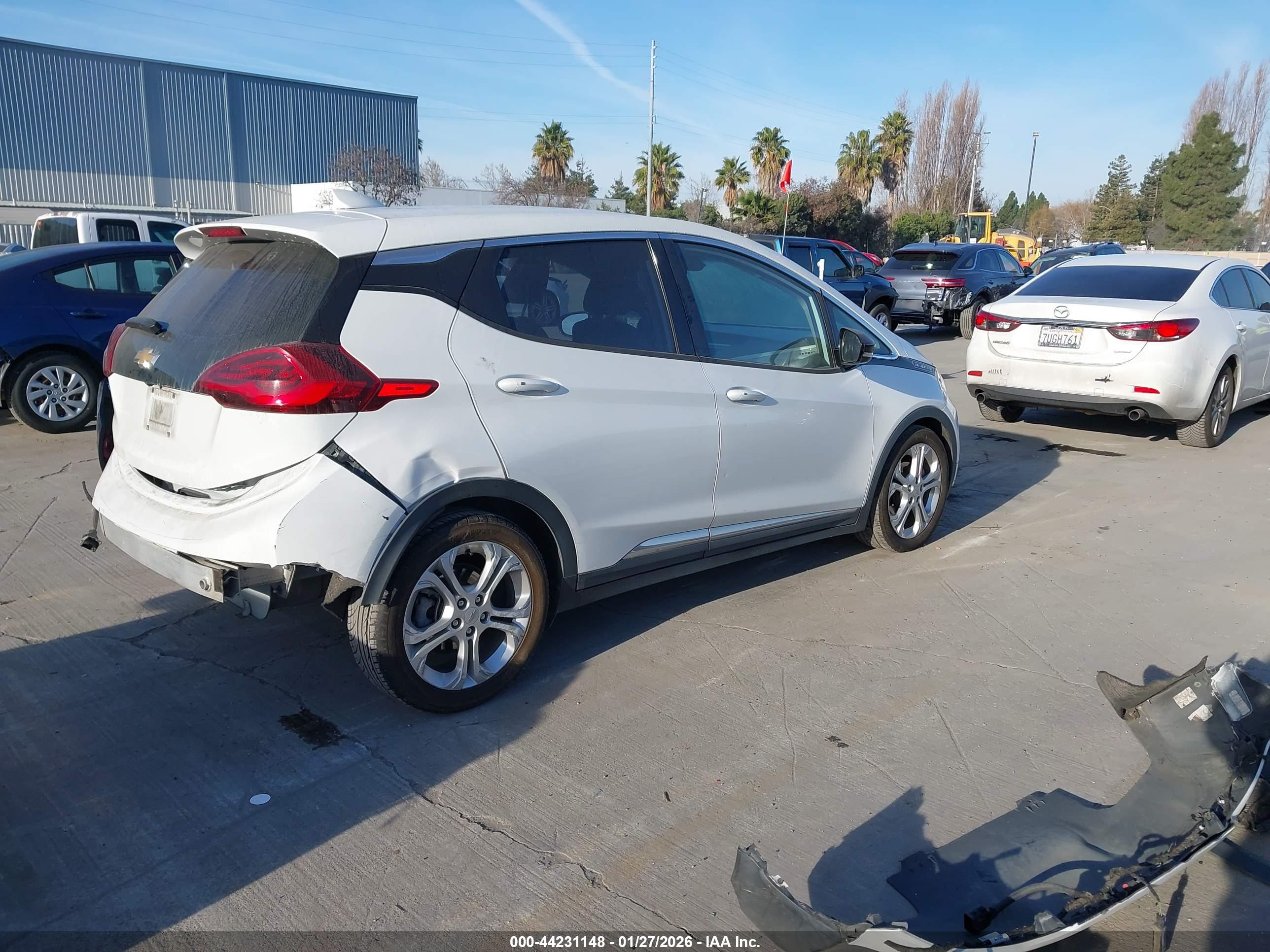 CHEVROLET BOLT image 4