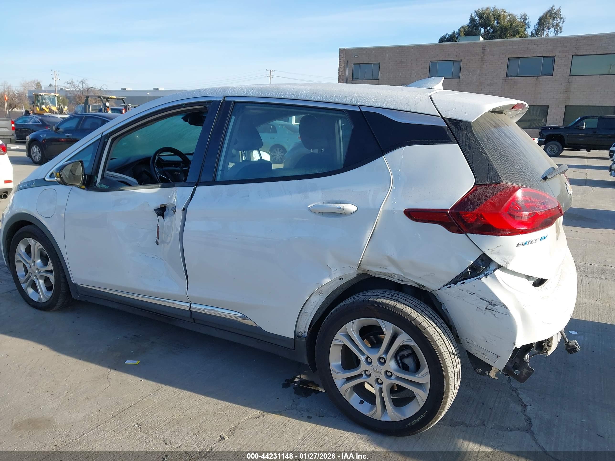 CHEVROLET BOLT image 6