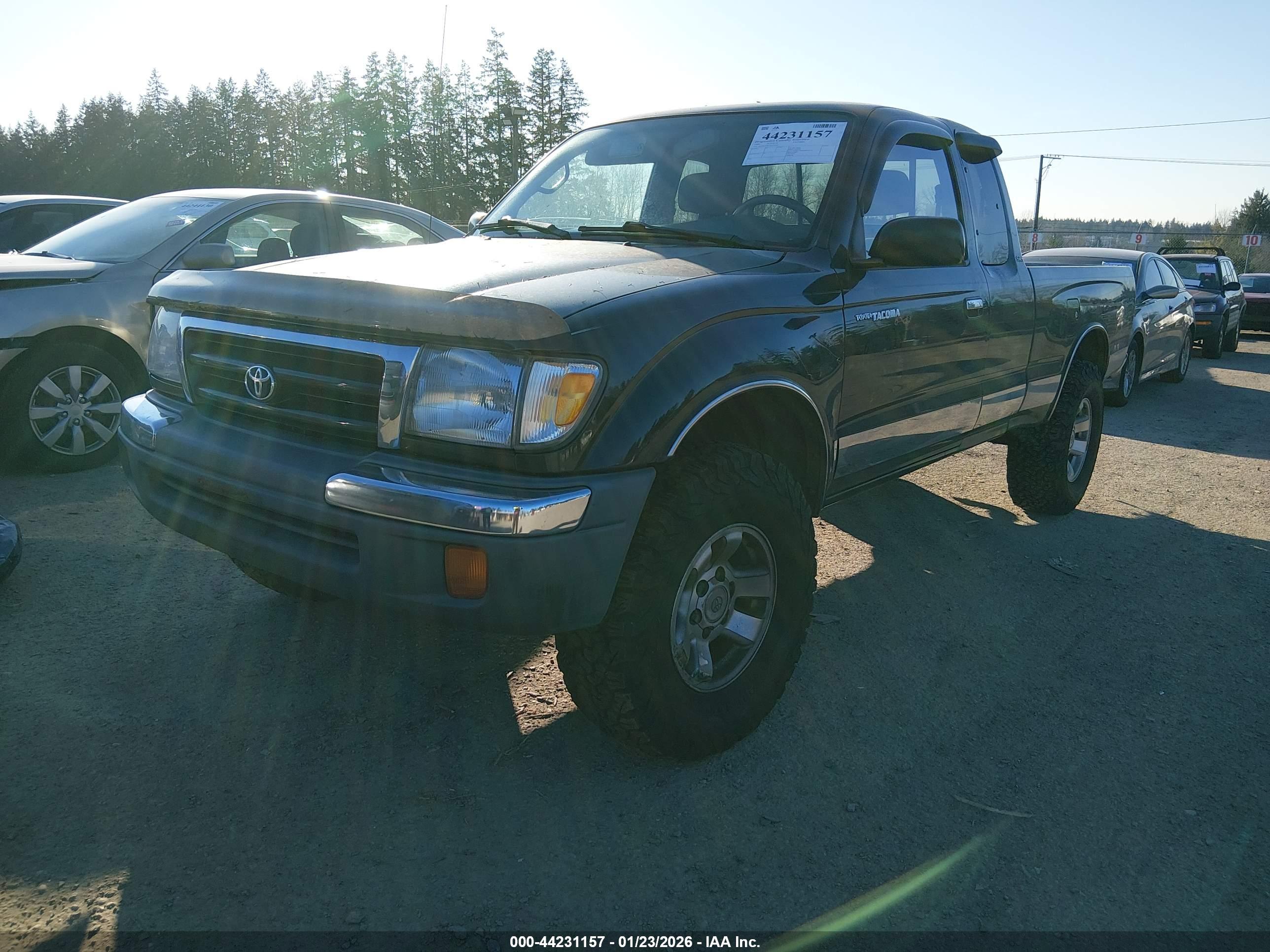 TOYOTA TACOMA image 2