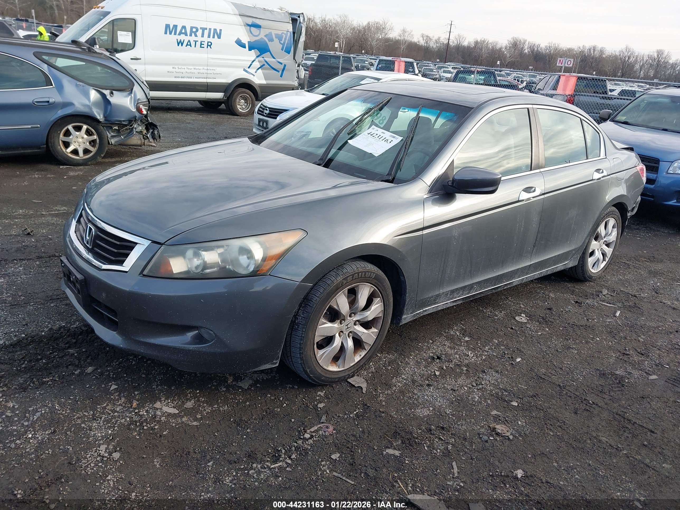 HONDA ACCORD image 2