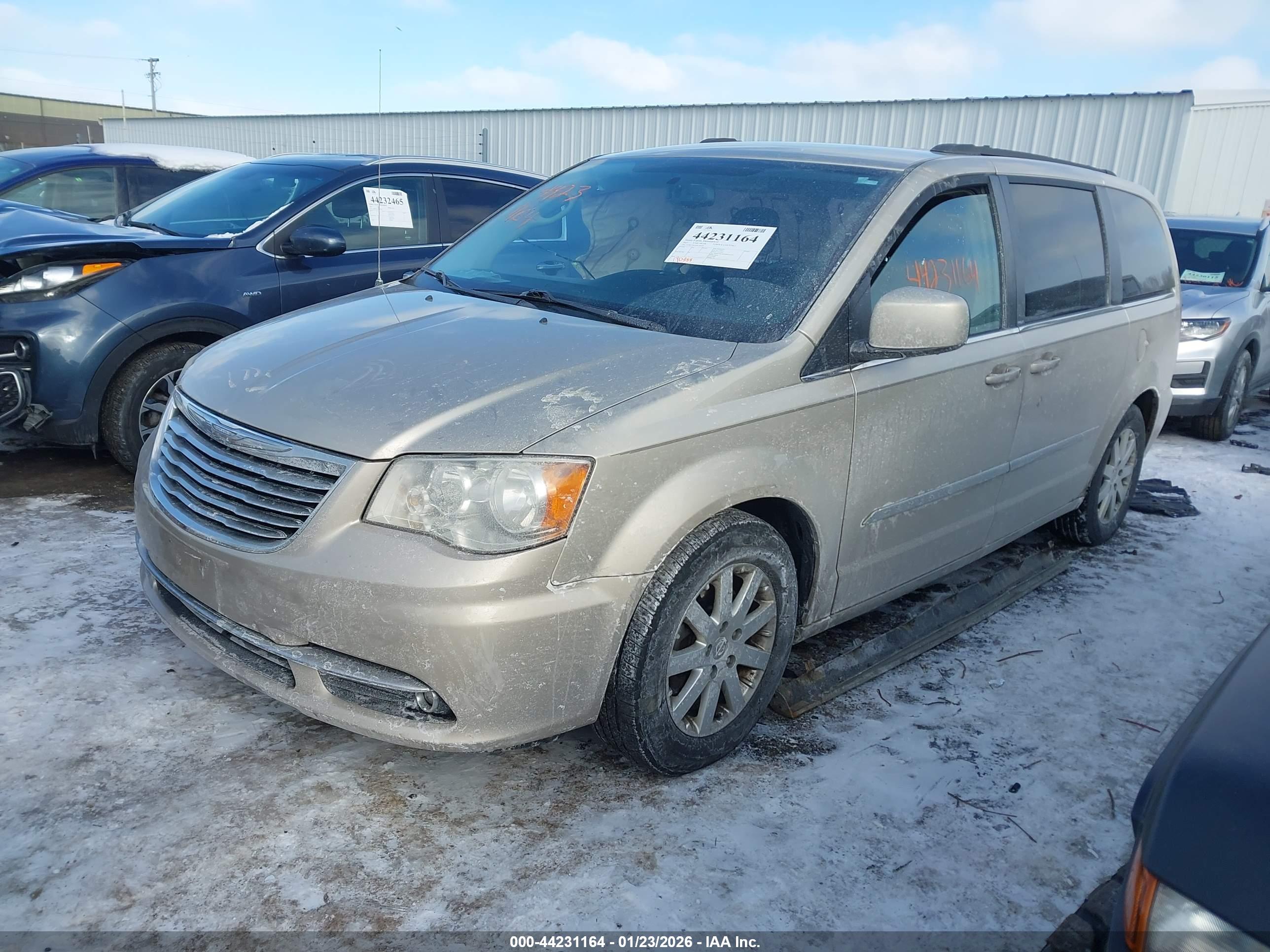 CHRYSLER TOWN image 2