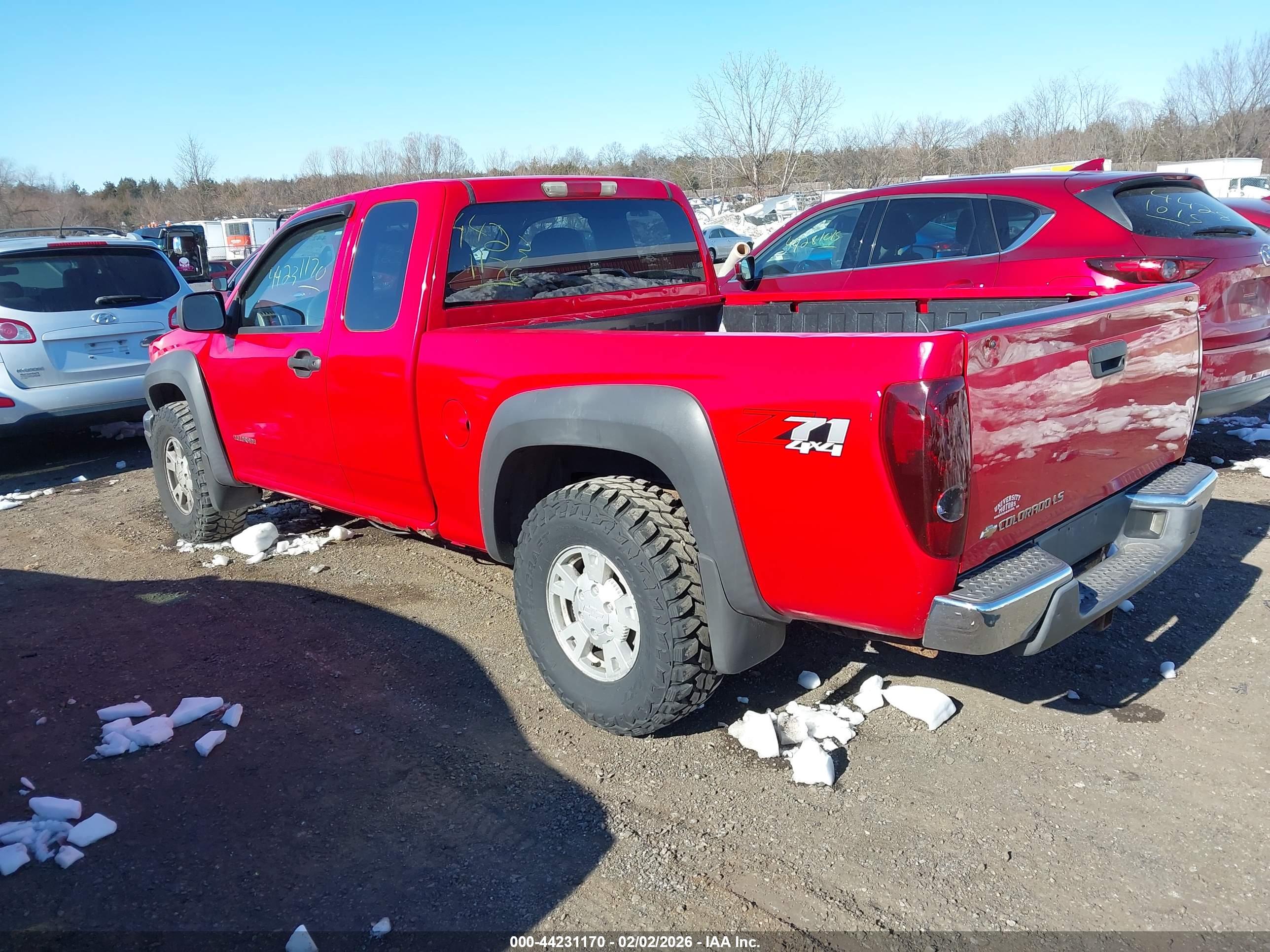 CHEVROLET COLORADO image 3
