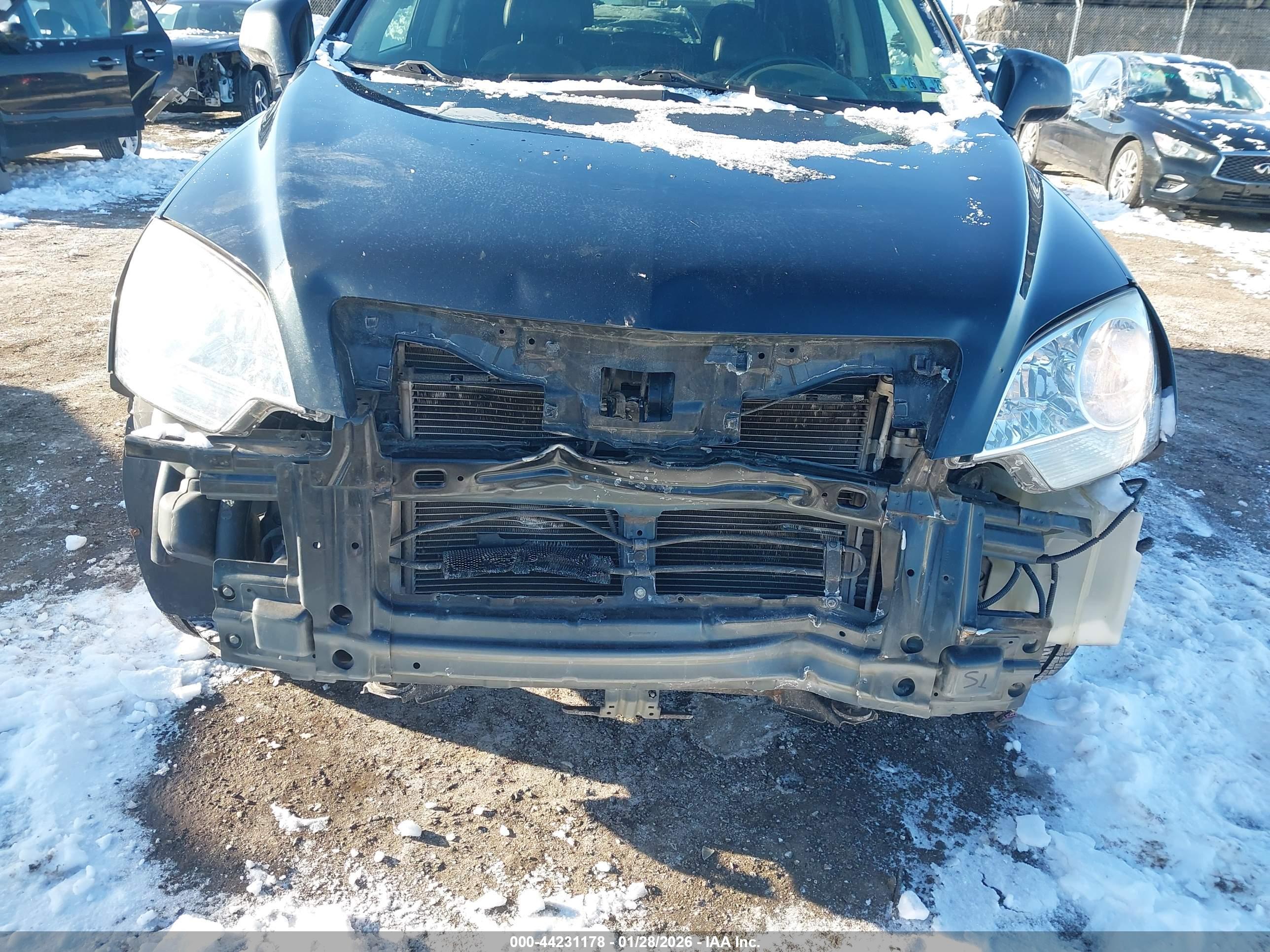 CHEVROLET CAPTIVA image 6