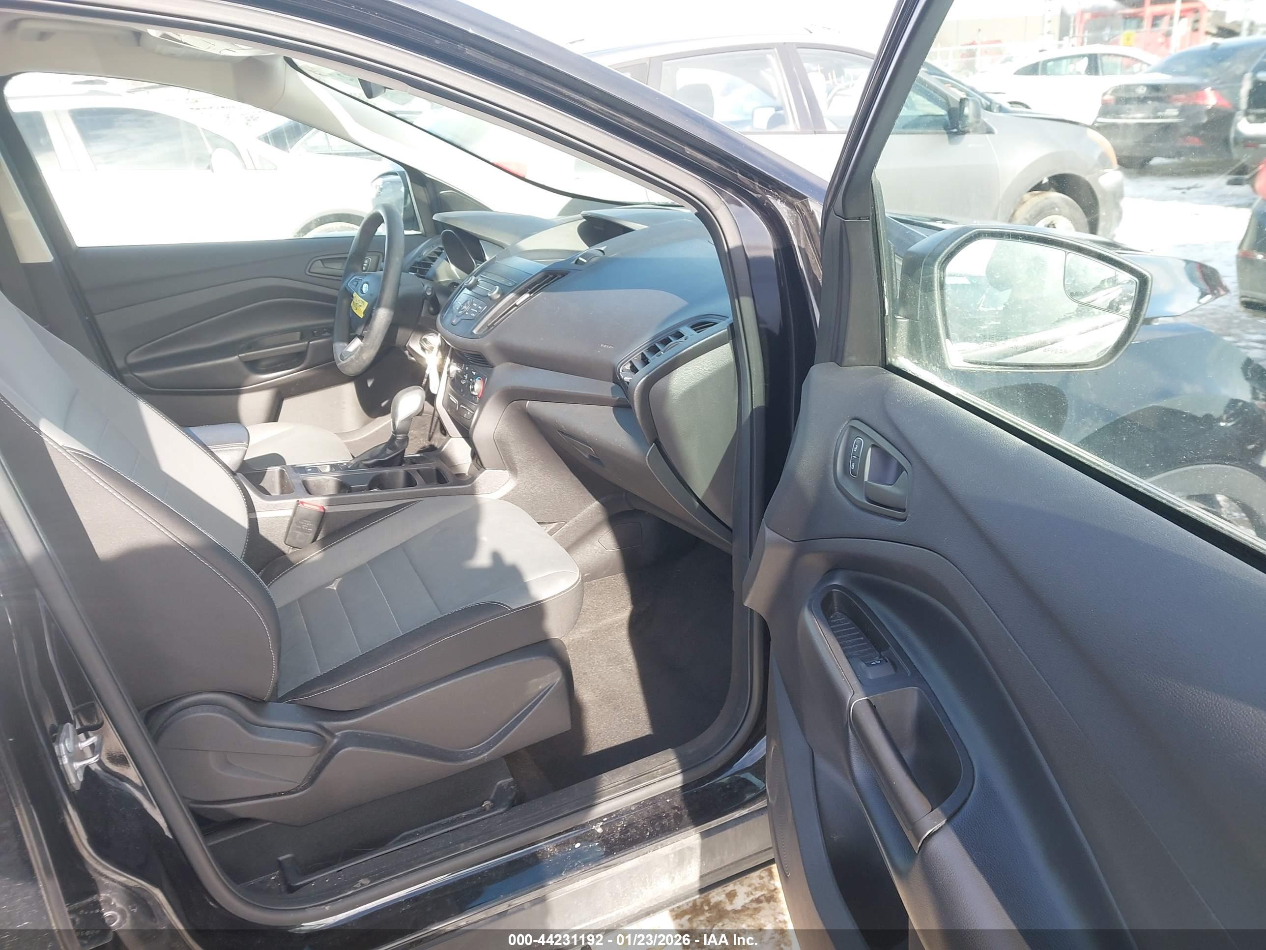 FORD ESCAPE image 5