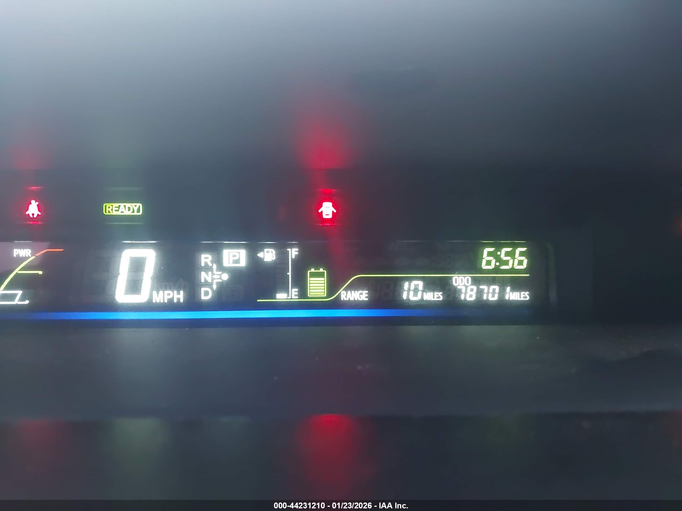 TOYOTA PRIUS image 7