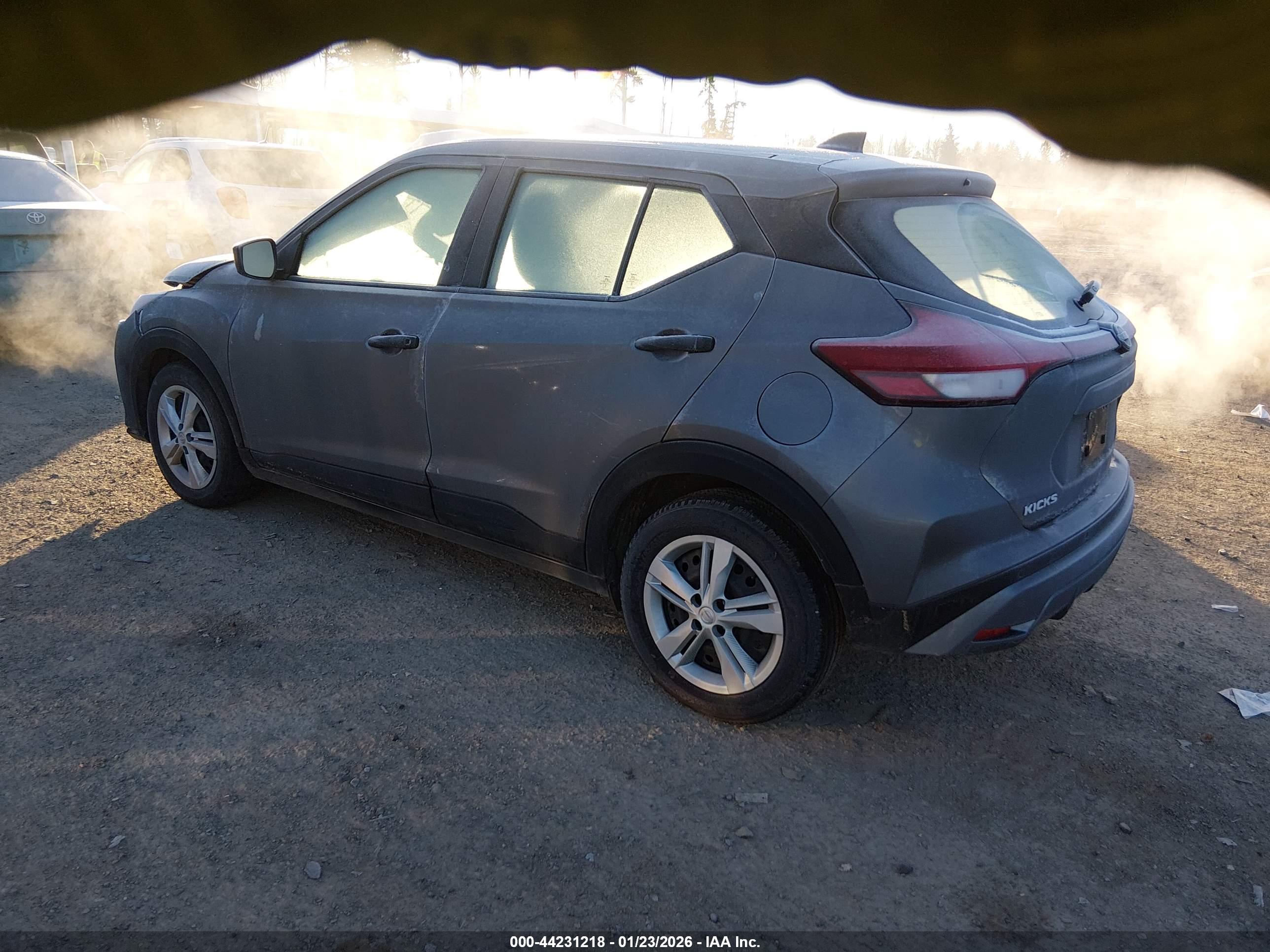 NISSAN KICKS image 3