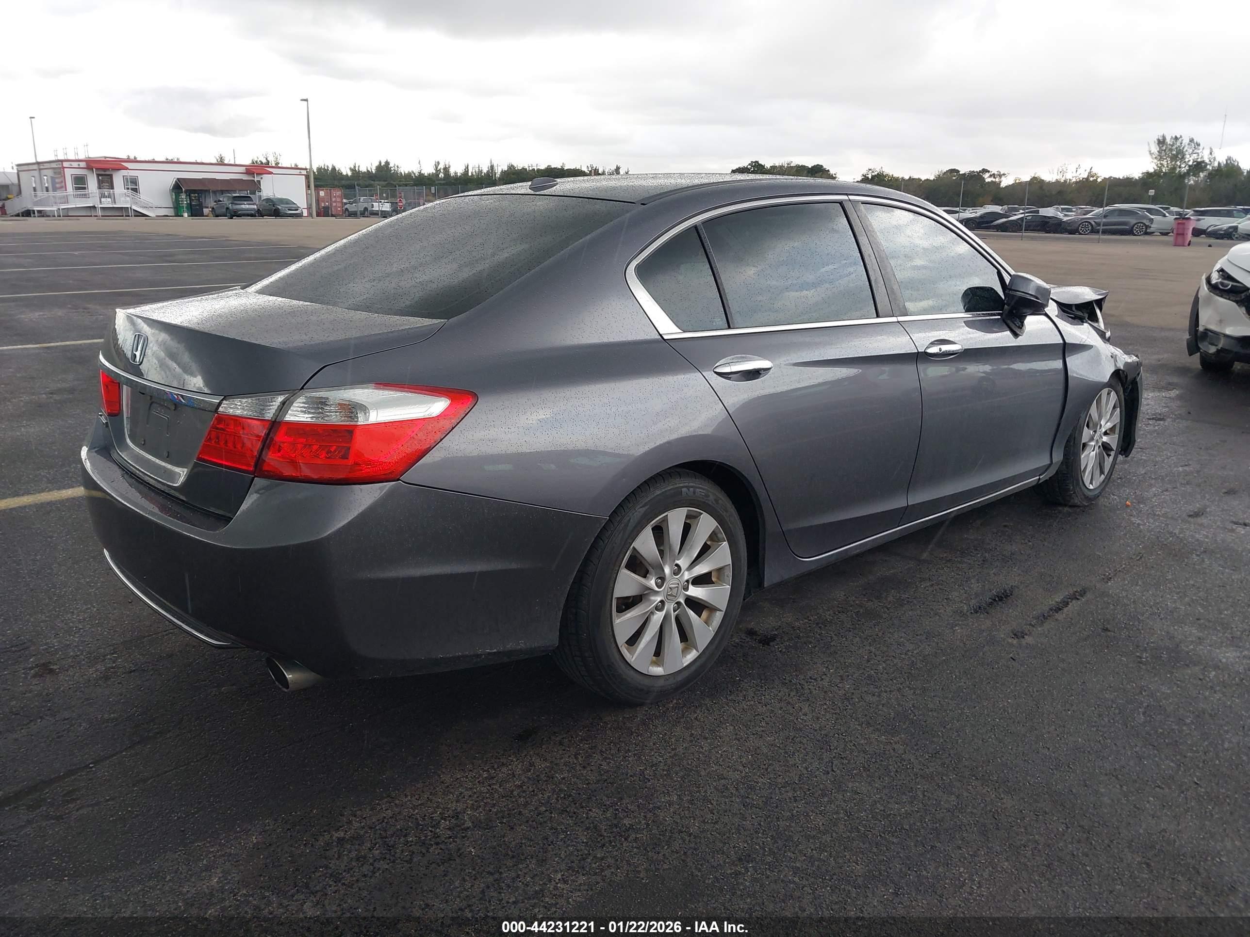 HONDA ACCORD image 4