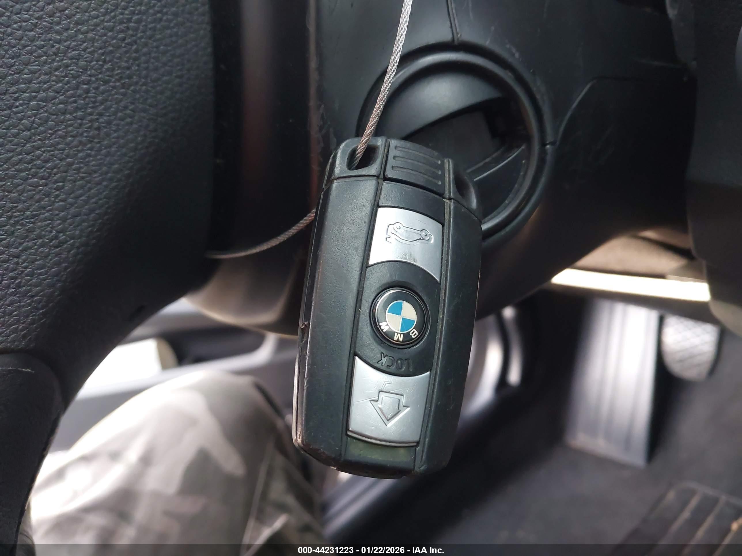 BMW 528I image 11
