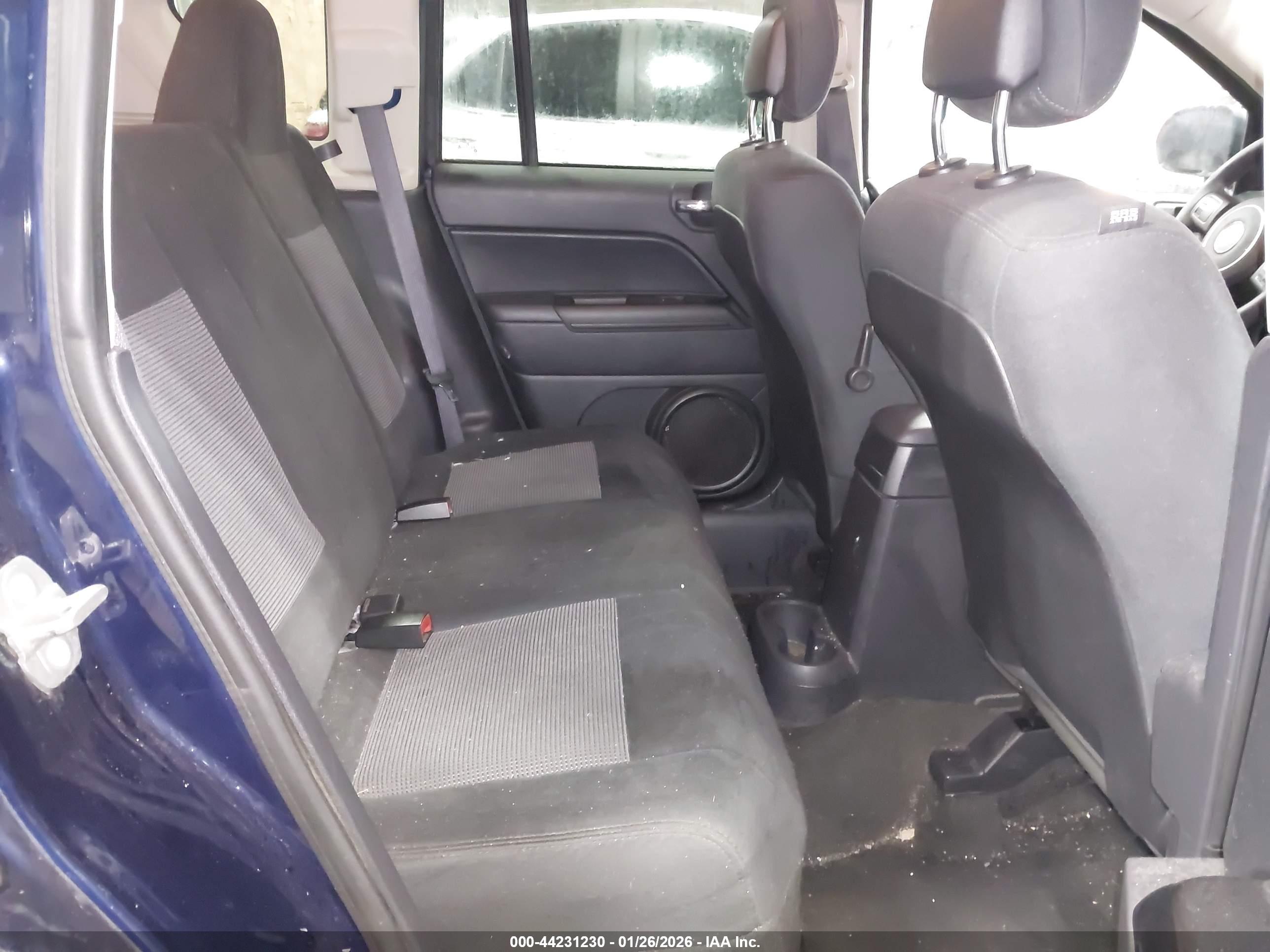 JEEP COMPASS image 8