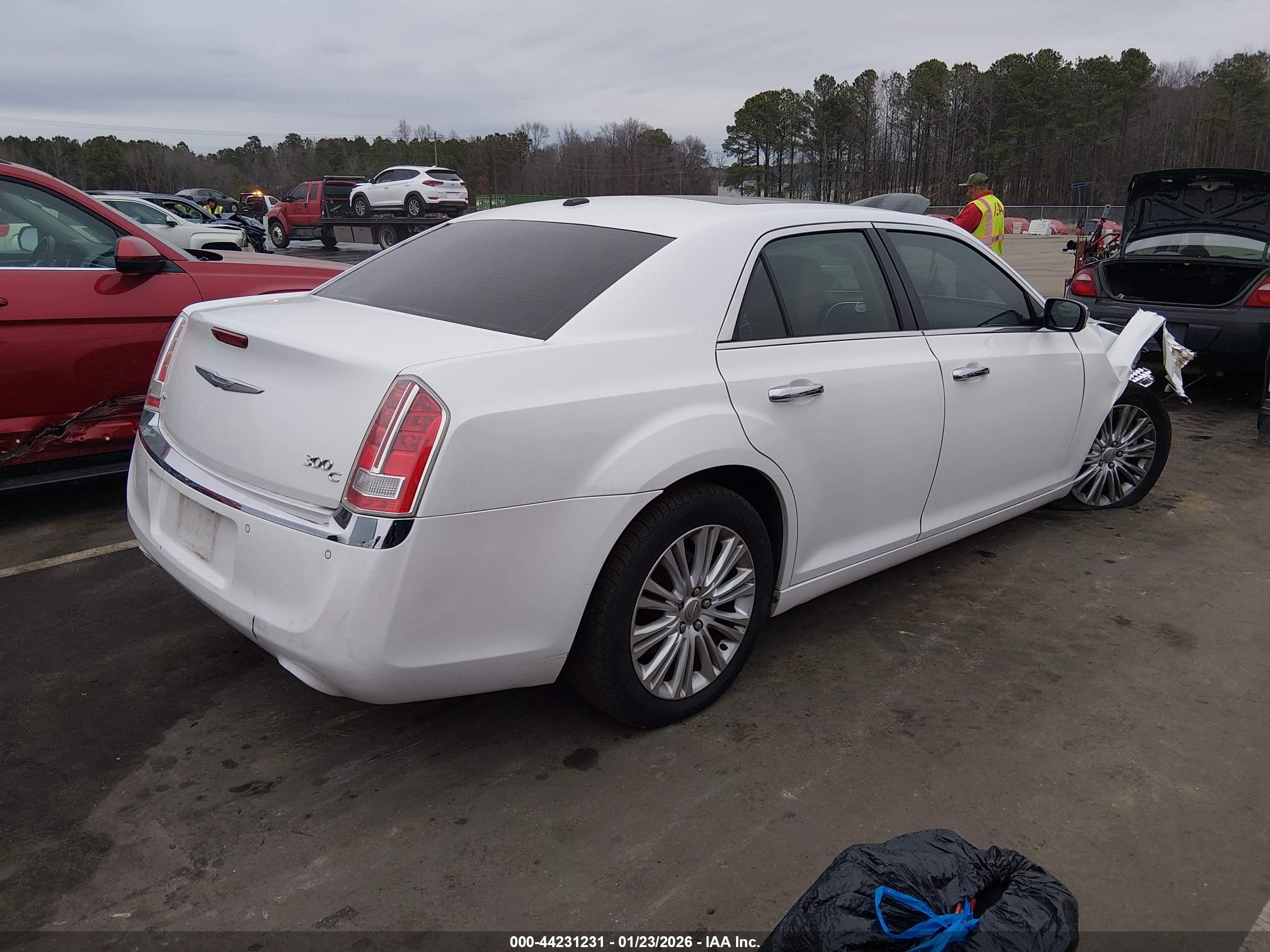 CHRYSLER 300C image 4