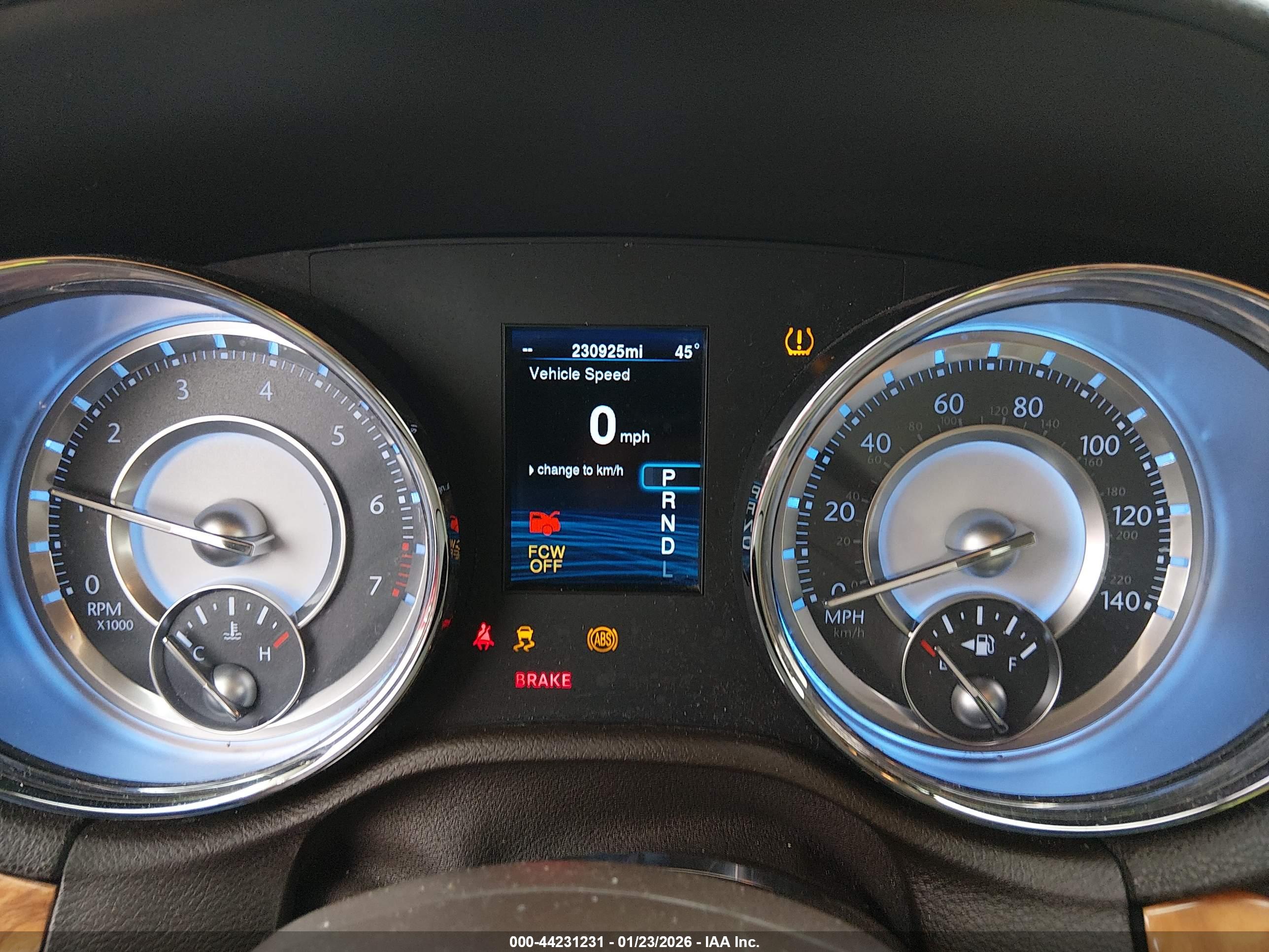 CHRYSLER 300C image 7