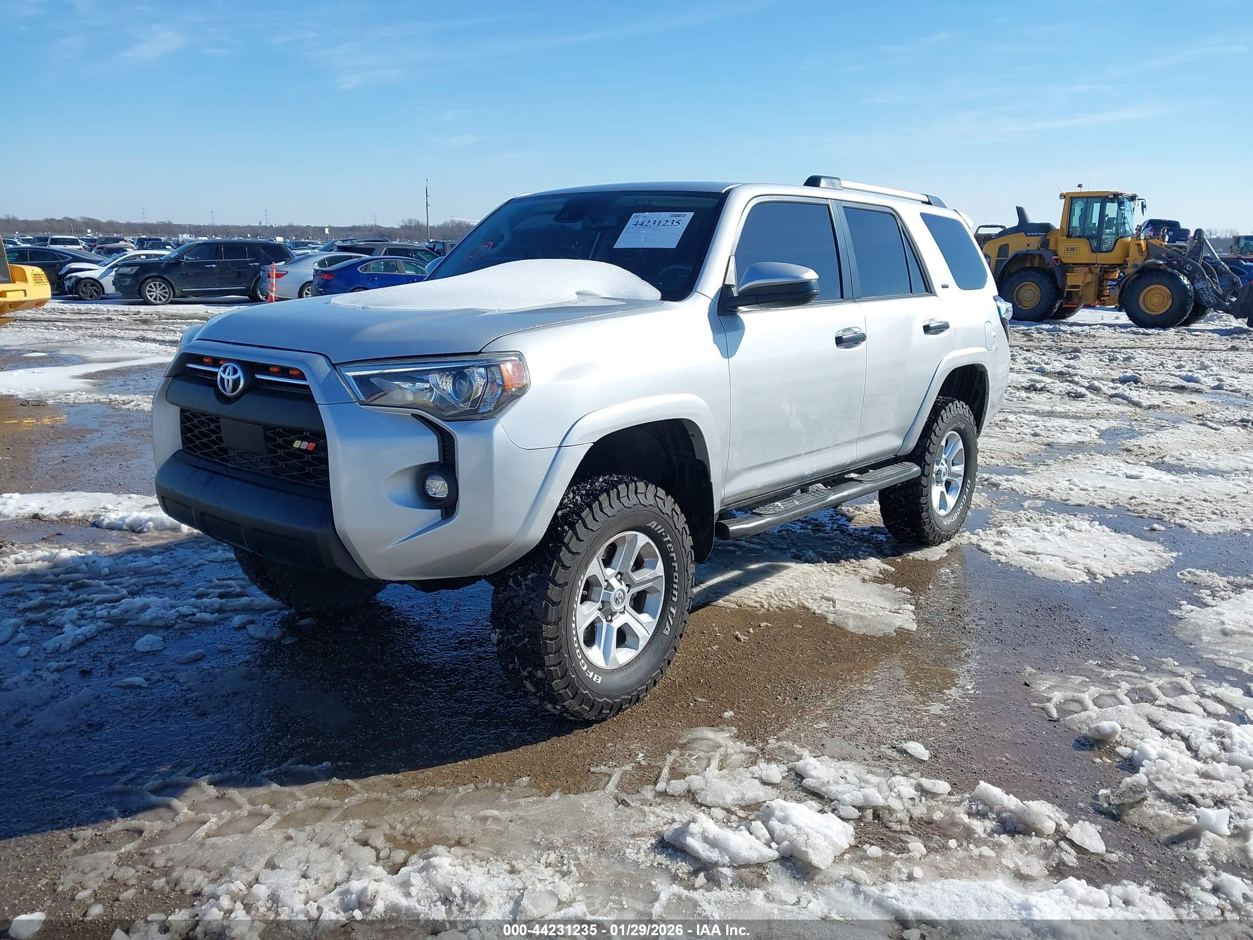 TOYOTA 4RUNNER image 2