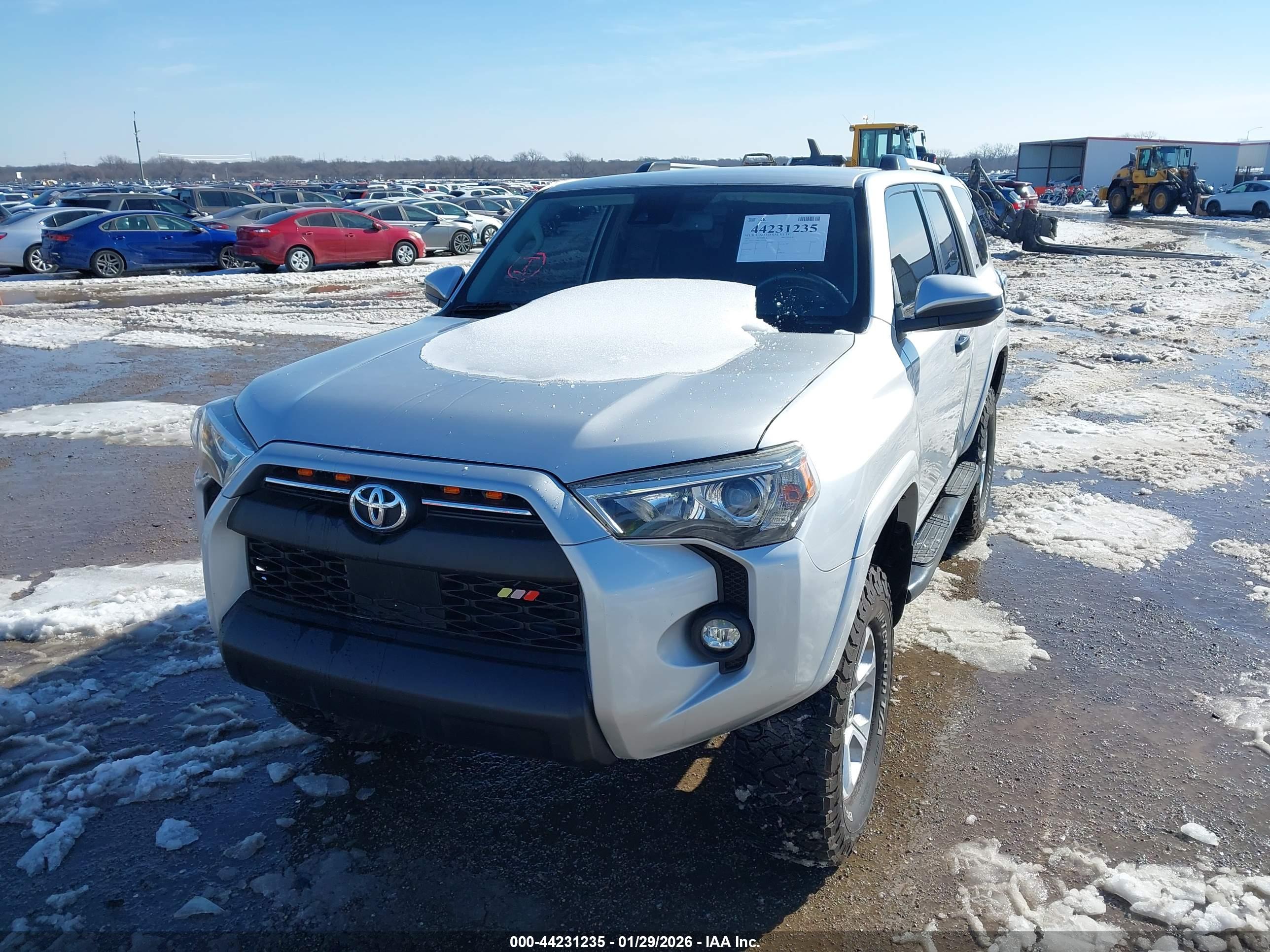 TOYOTA 4RUNNER image 6