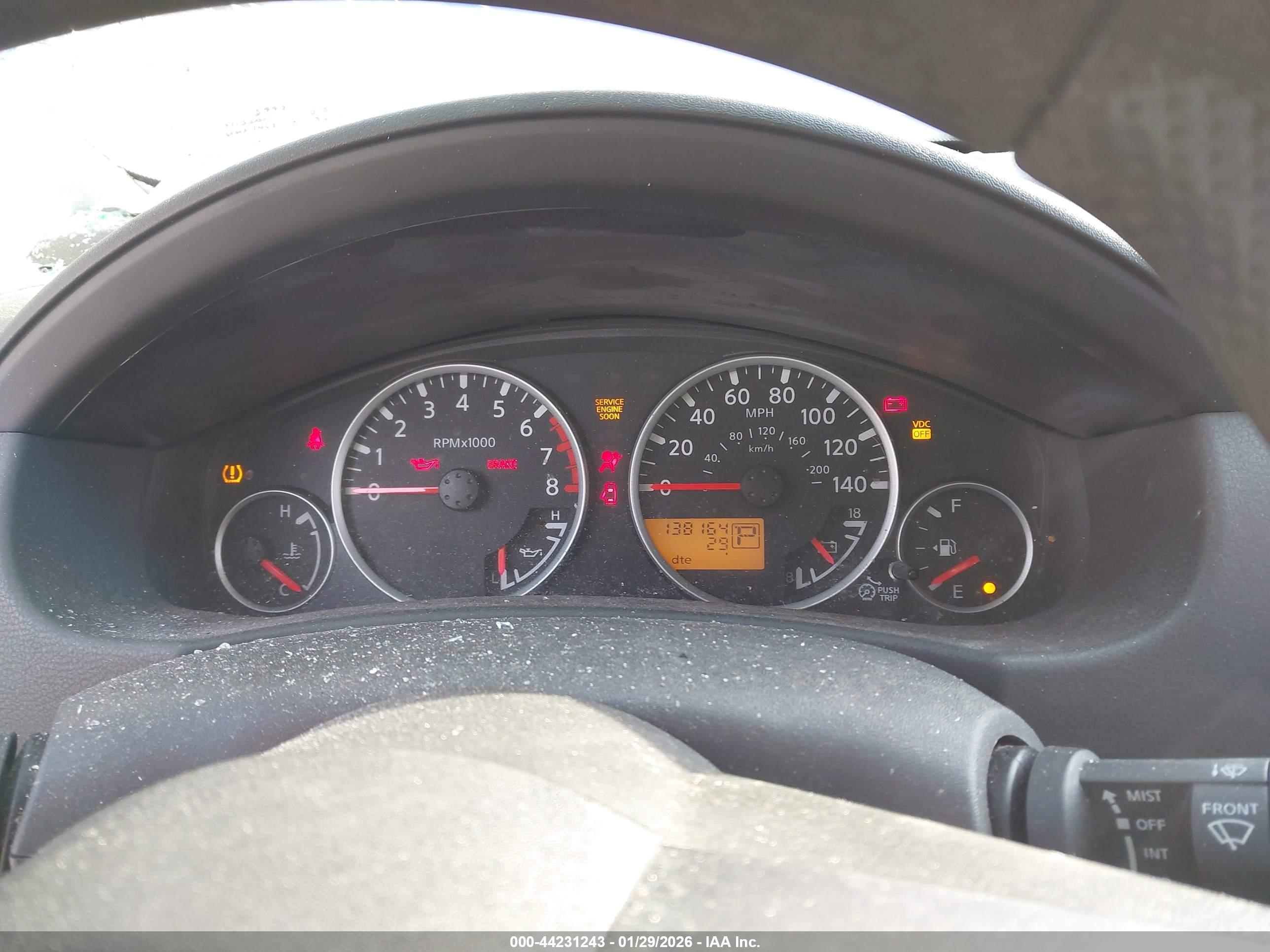 NISSAN PATHFINDER image 7