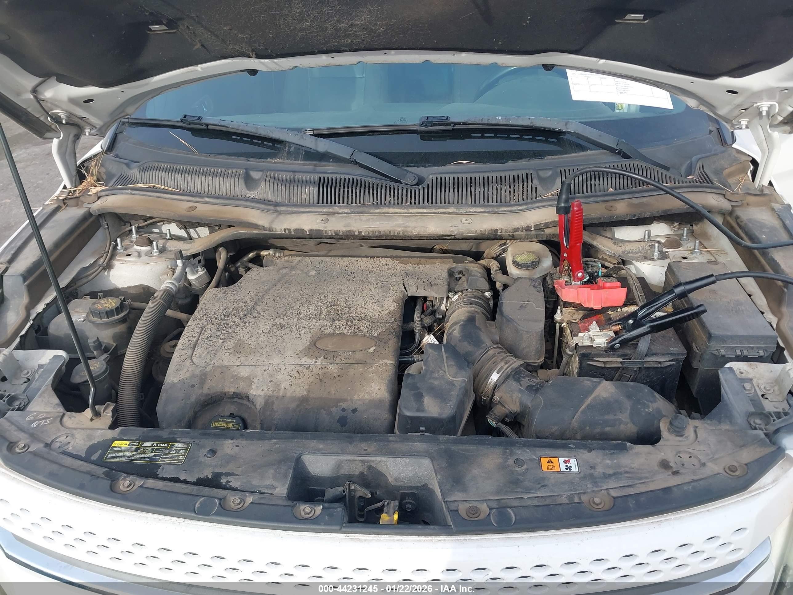 FORD EXPLORER image 10