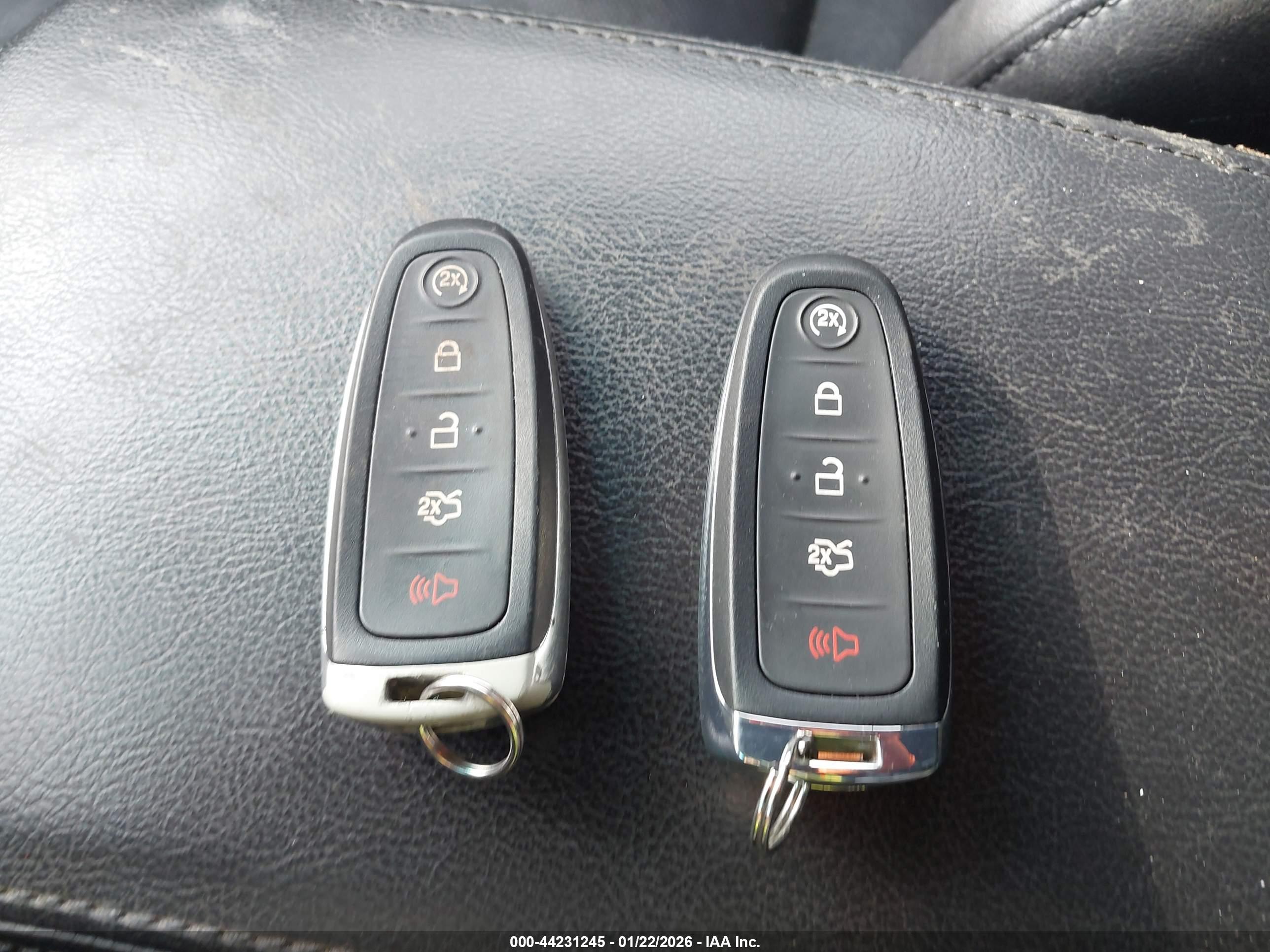 FORD EXPLORER image 11