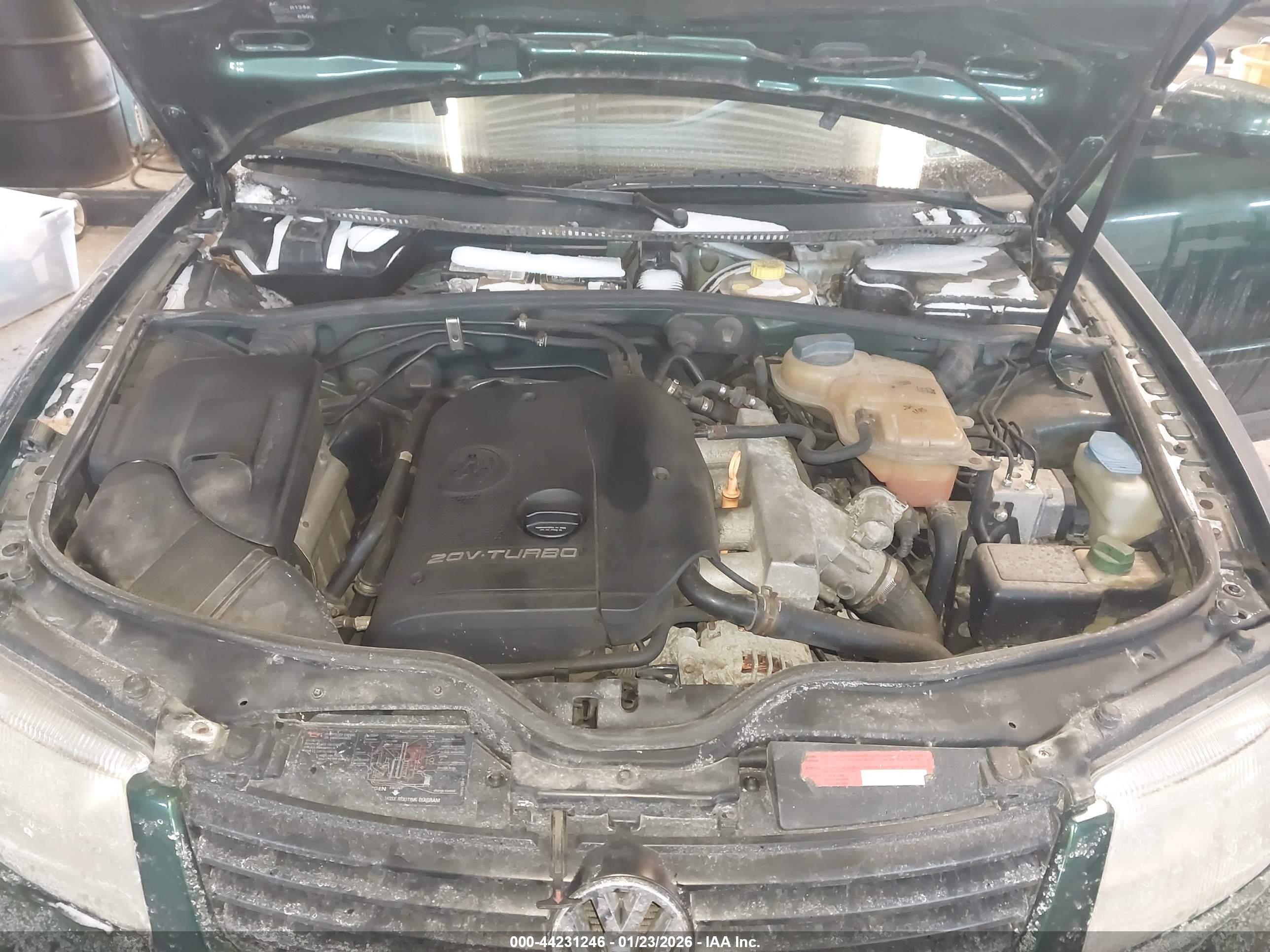 VOLKSWAGEN PASSAT image 10