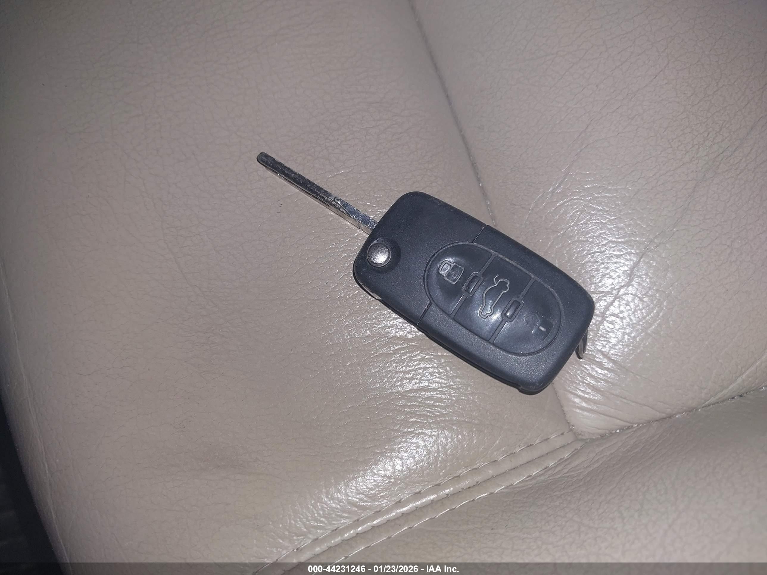 VOLKSWAGEN PASSAT image 11