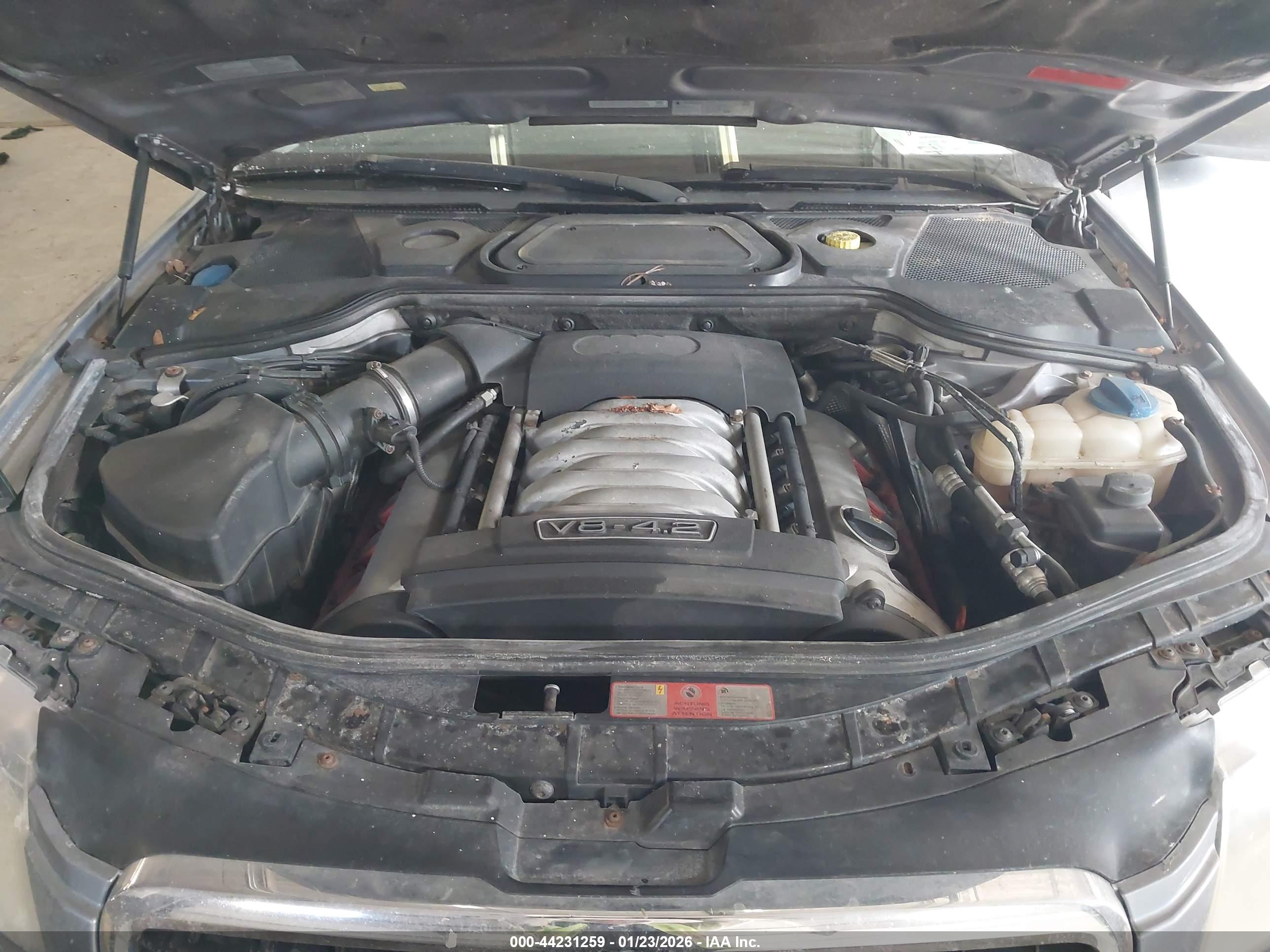 AUDI A8 image 10
