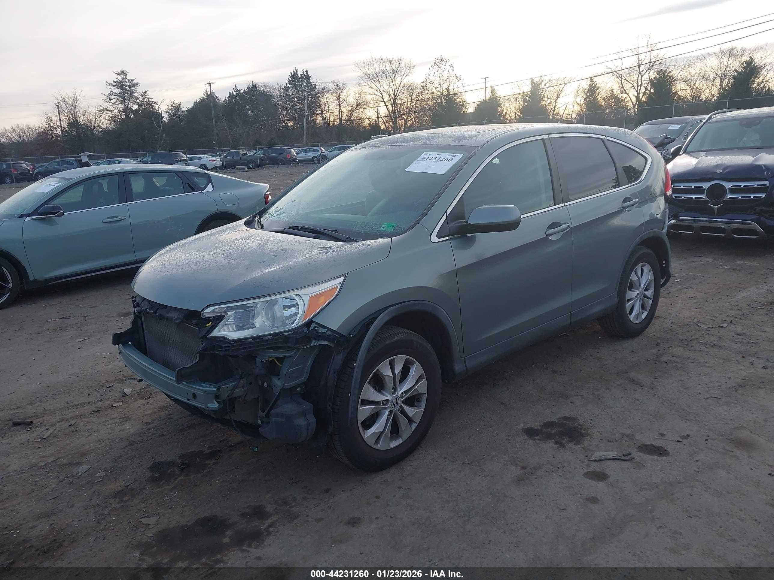 HONDA CR-V image 2