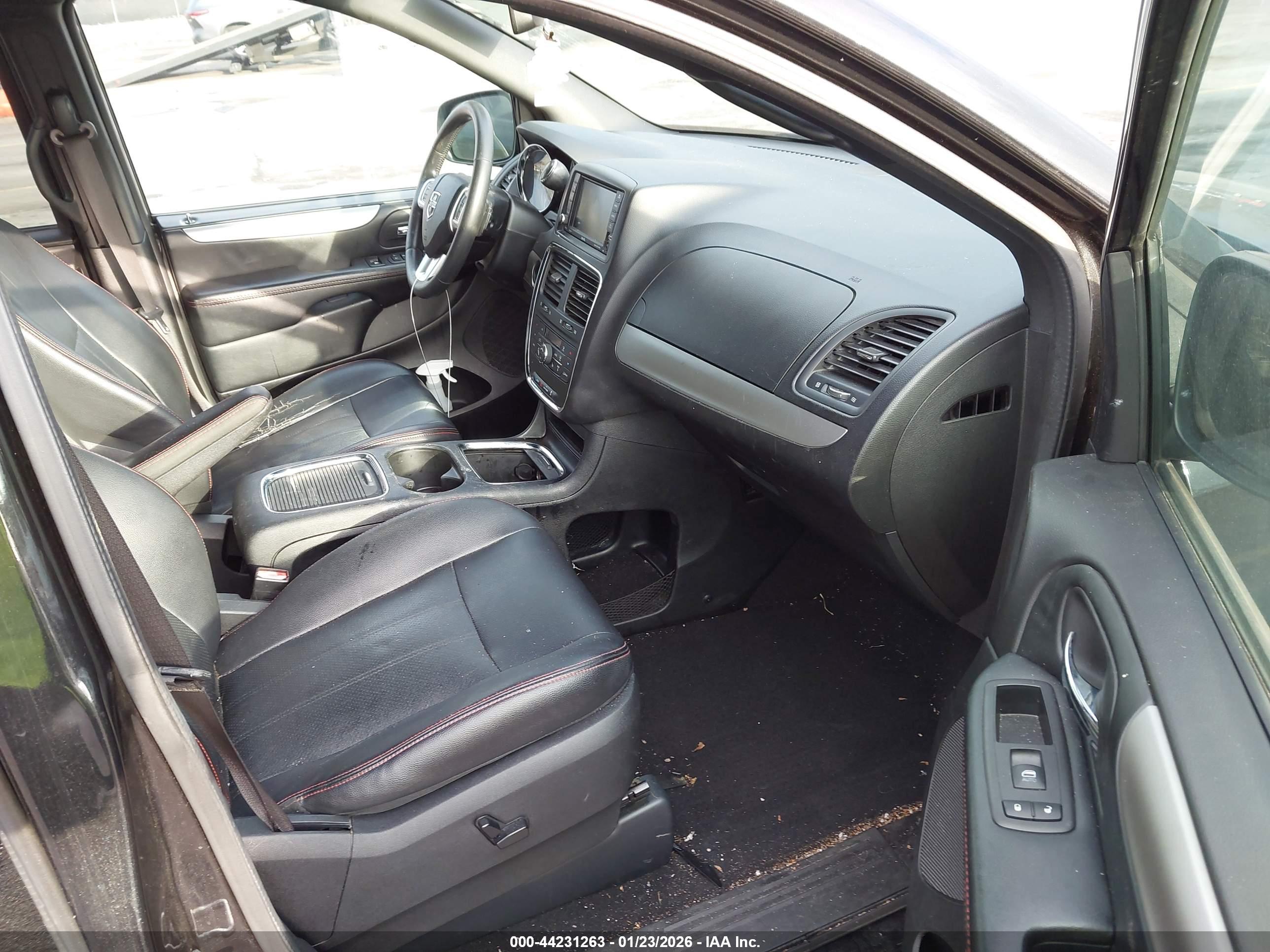 DODGE GRAND image 5