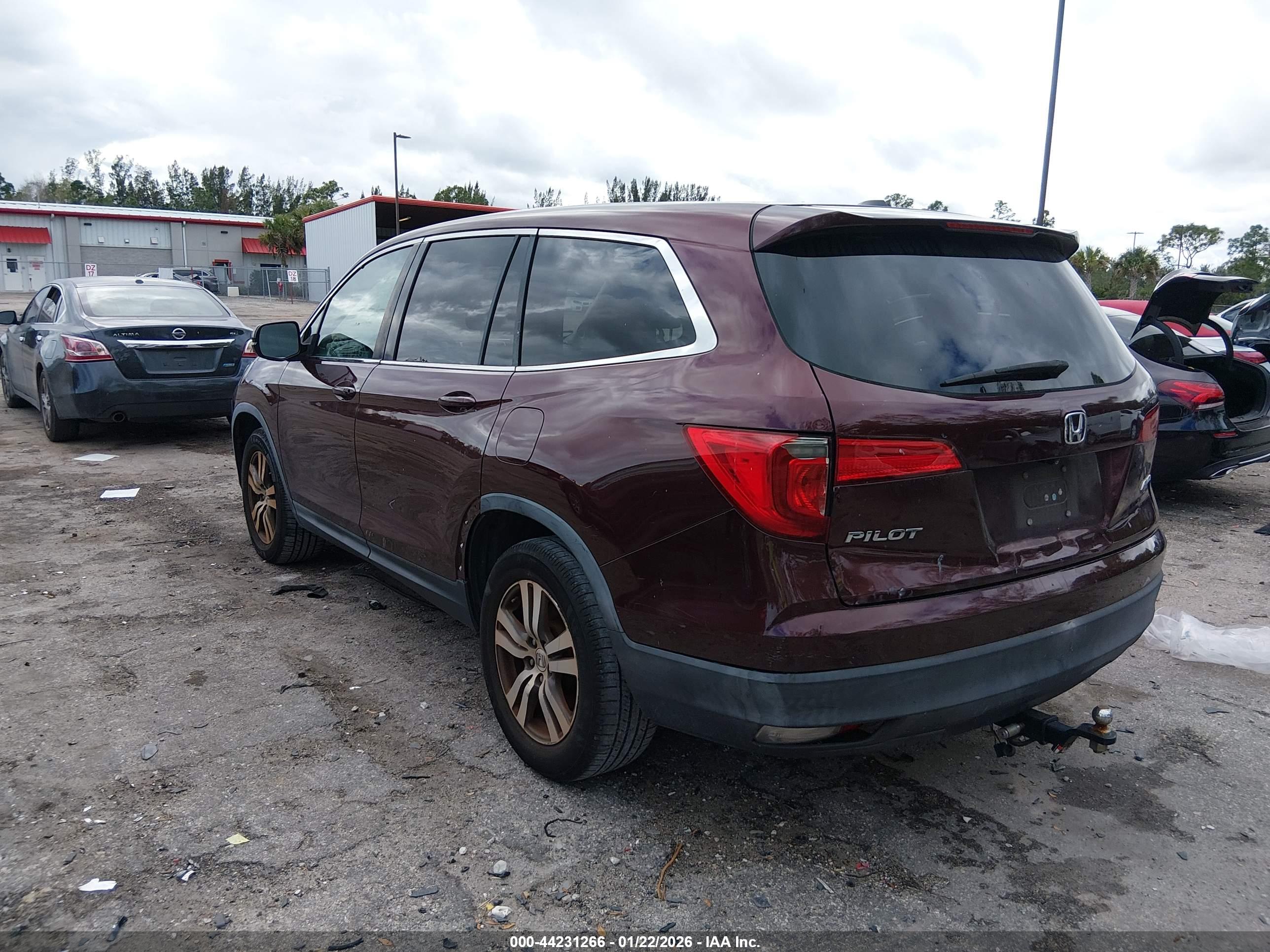 HONDA PILOT image 3