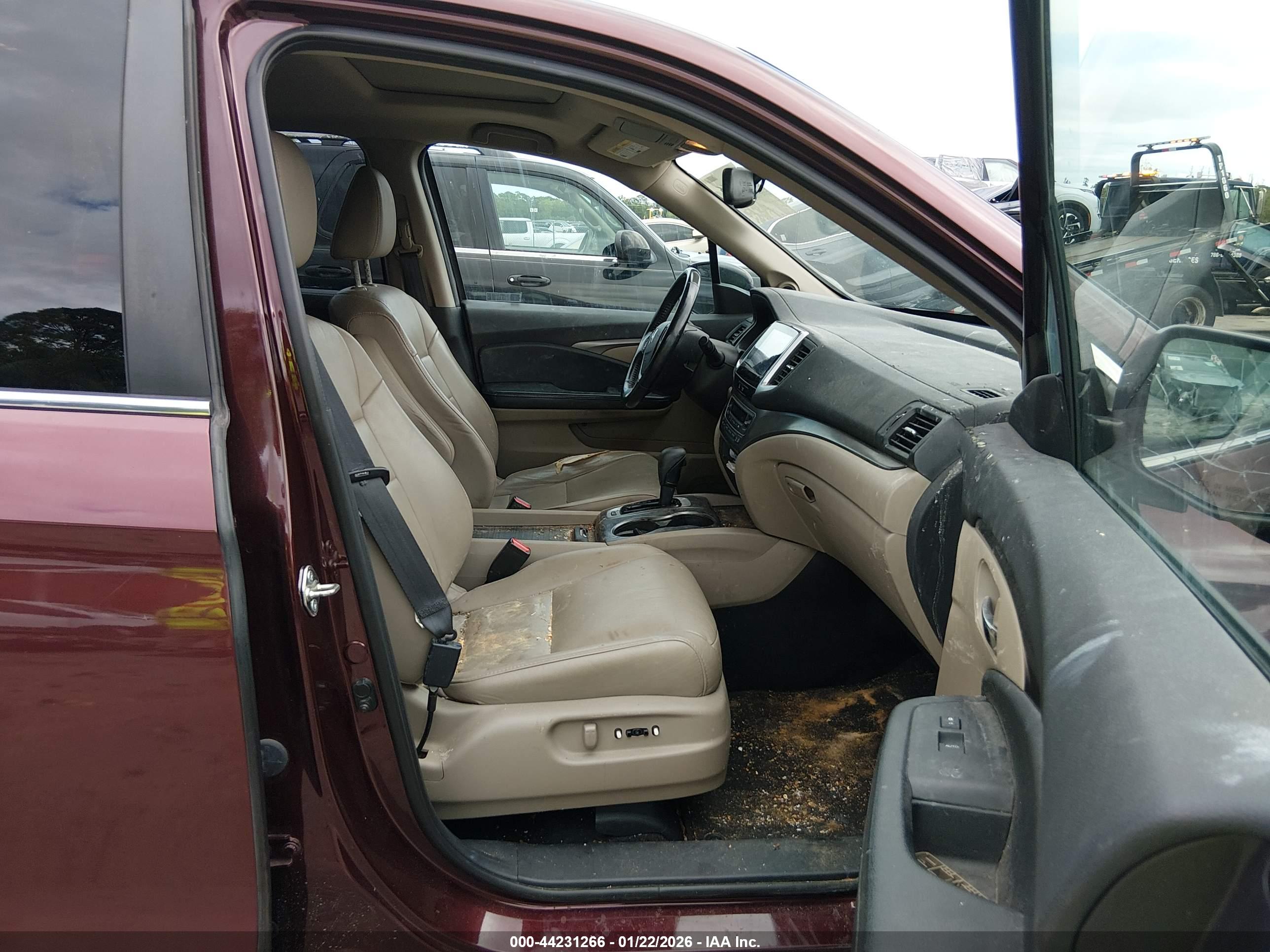 HONDA PILOT image 5