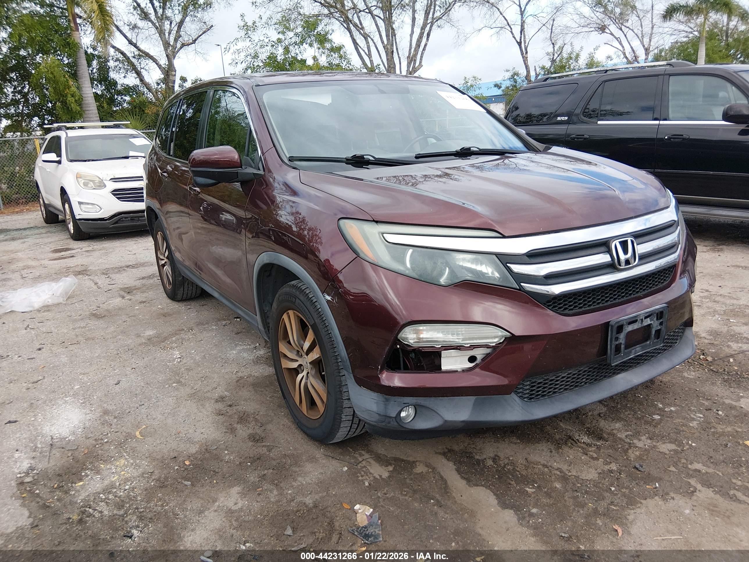 HONDA PILOT image 6