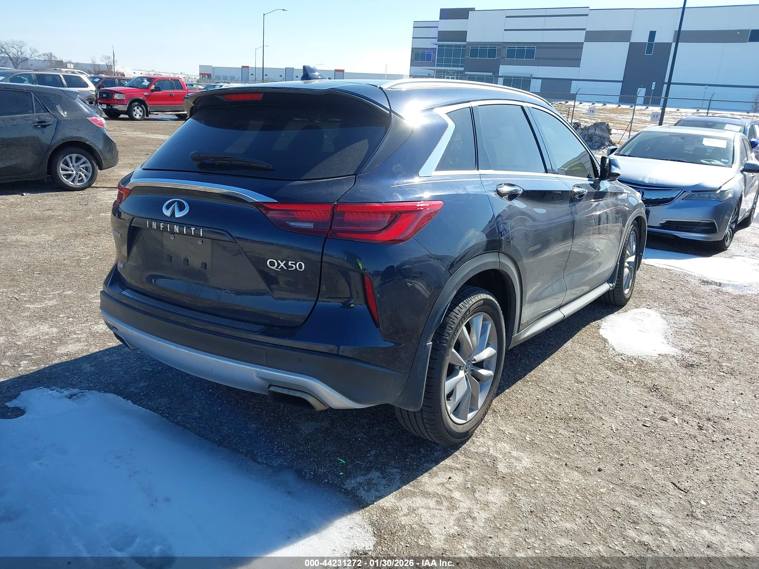 INFINITI QX50 image 4