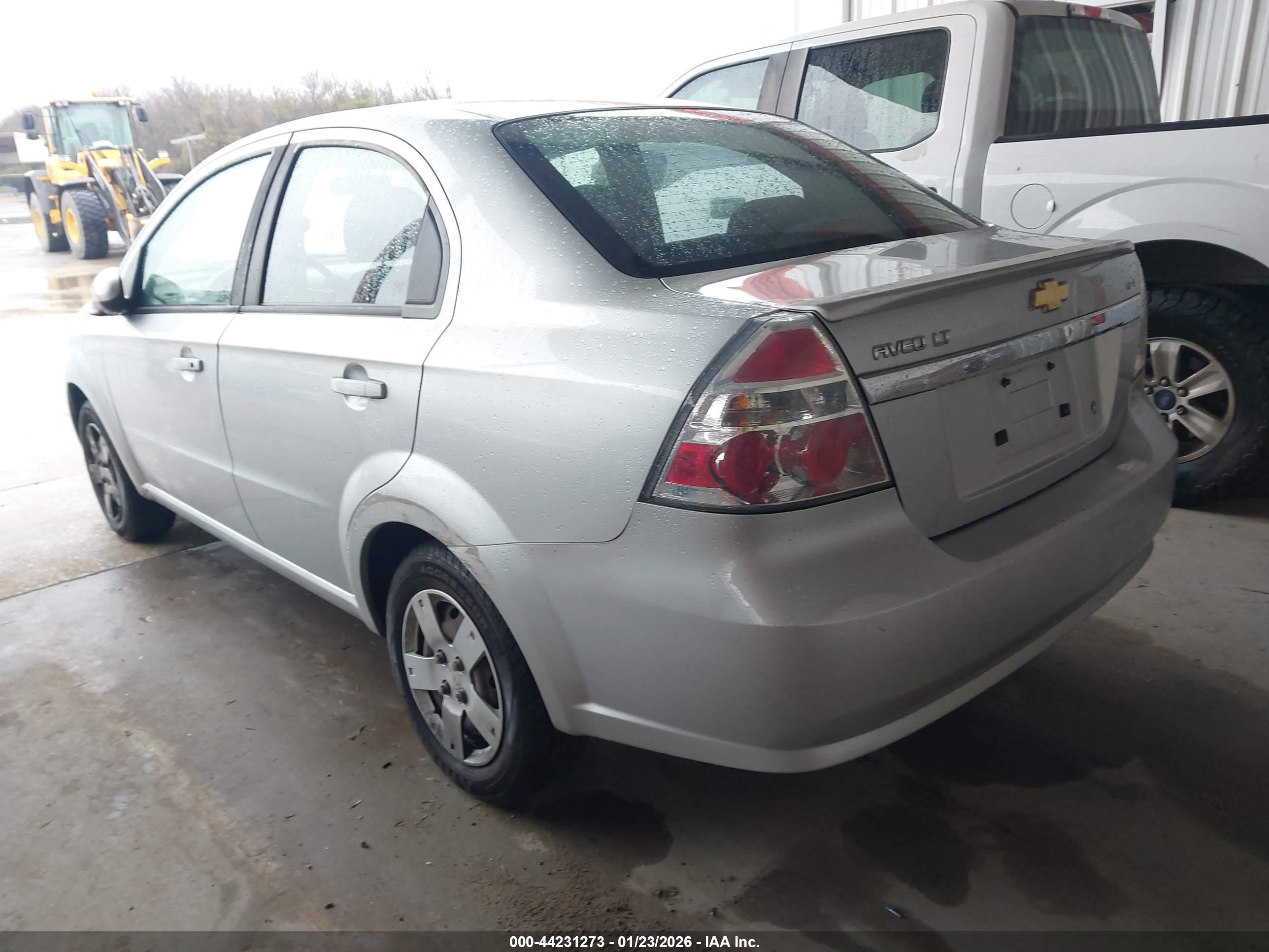 CHEVROLET AVEO image 3