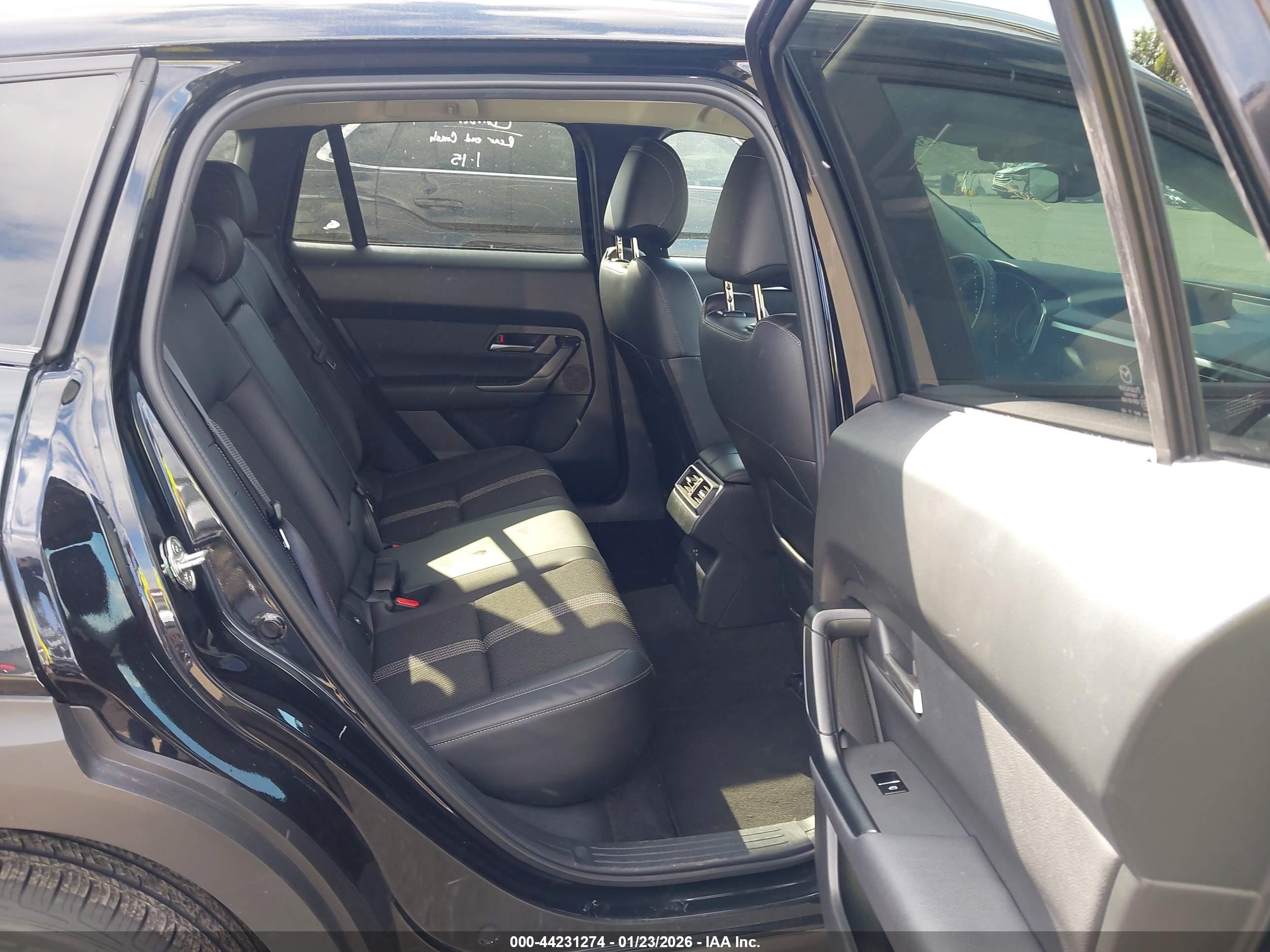 MAZDA CX-50 image 8
