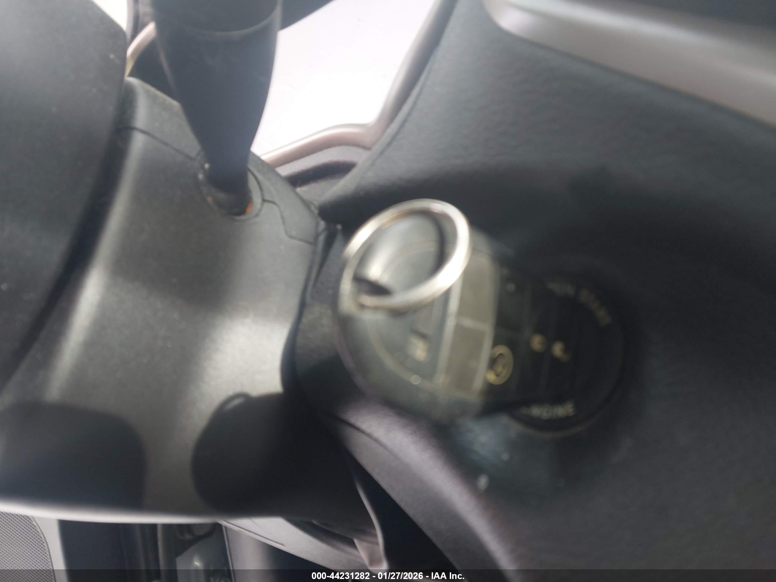 JEEP CHEROKEE image 11
