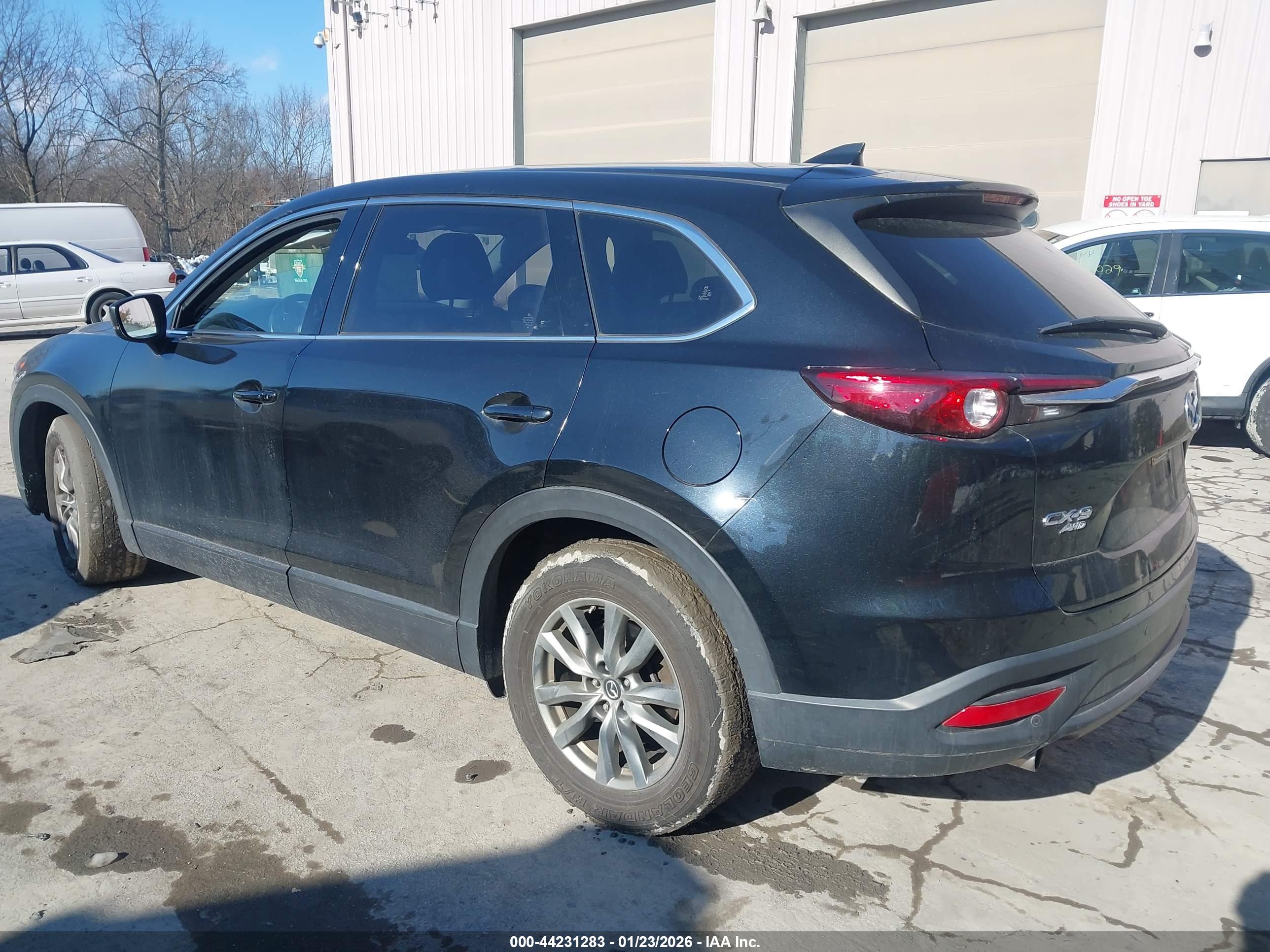 MAZDA CX-9 image 3
