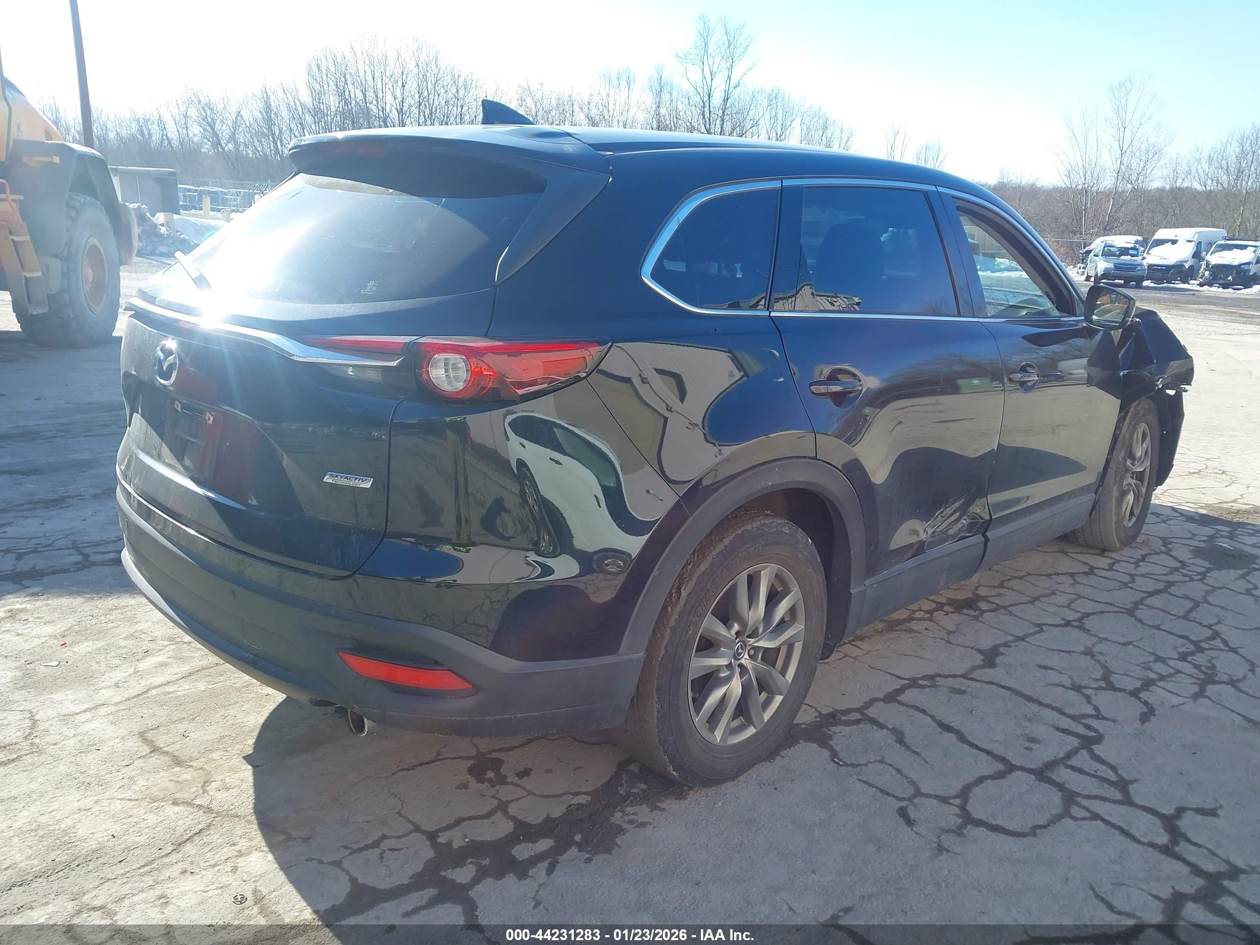 MAZDA CX-9 image 4