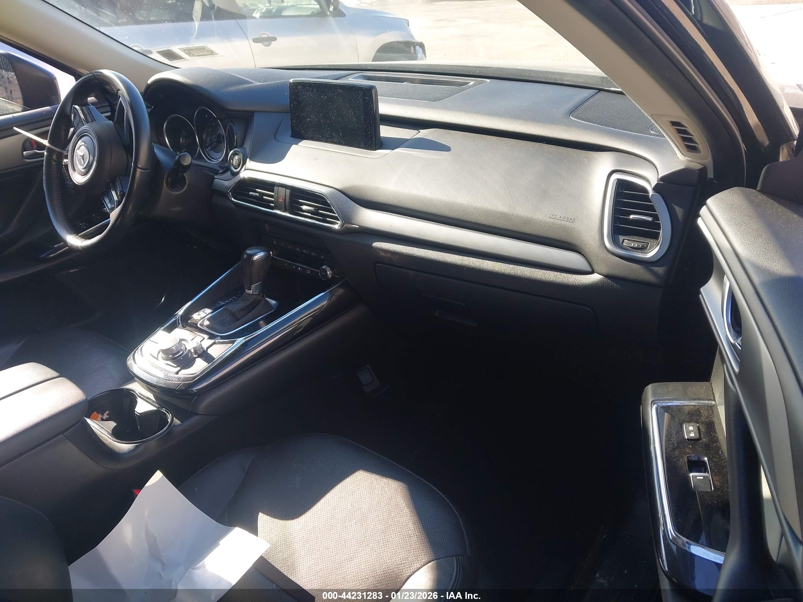 MAZDA CX-9 image 5