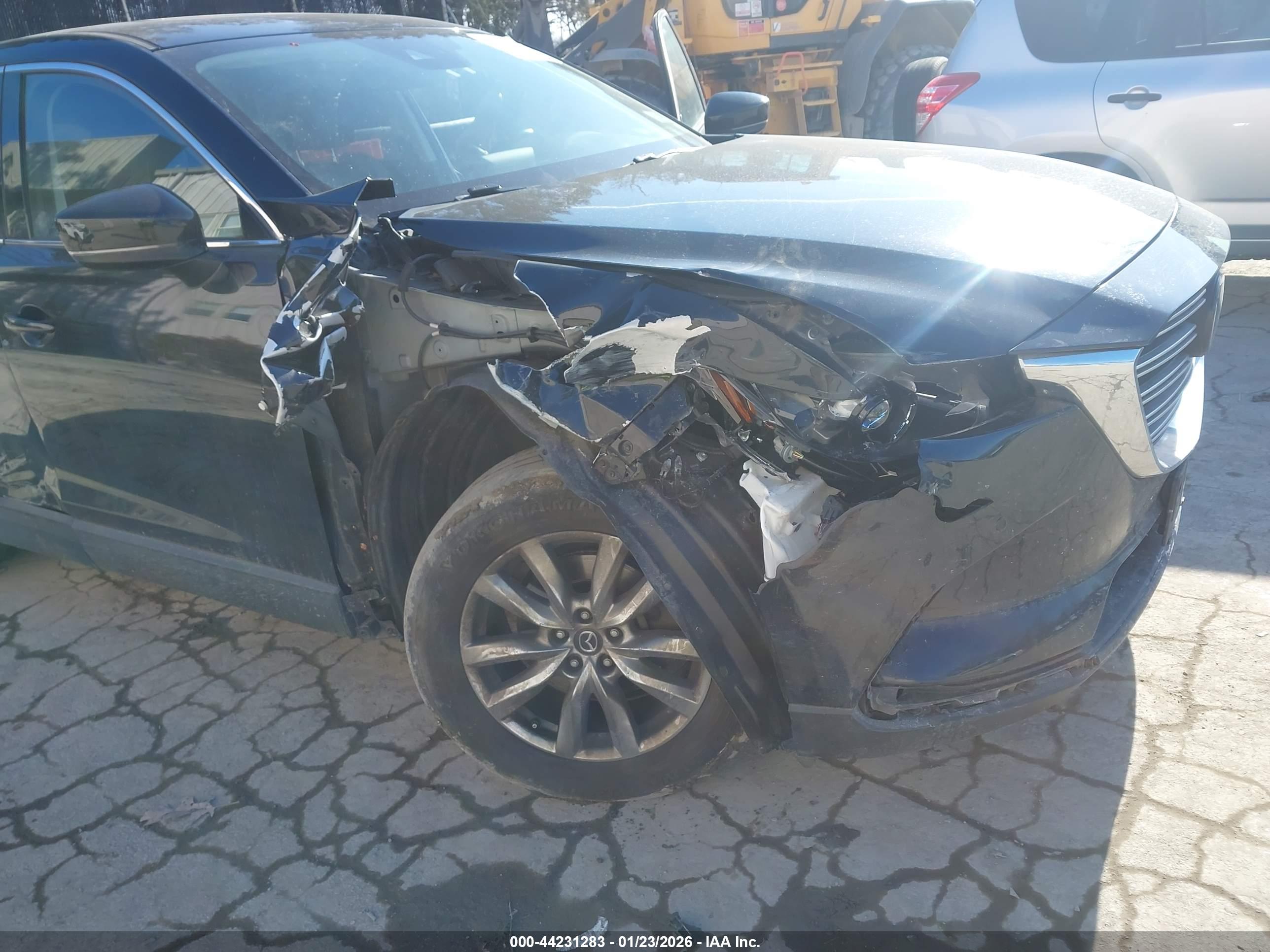 MAZDA CX-9 image 6