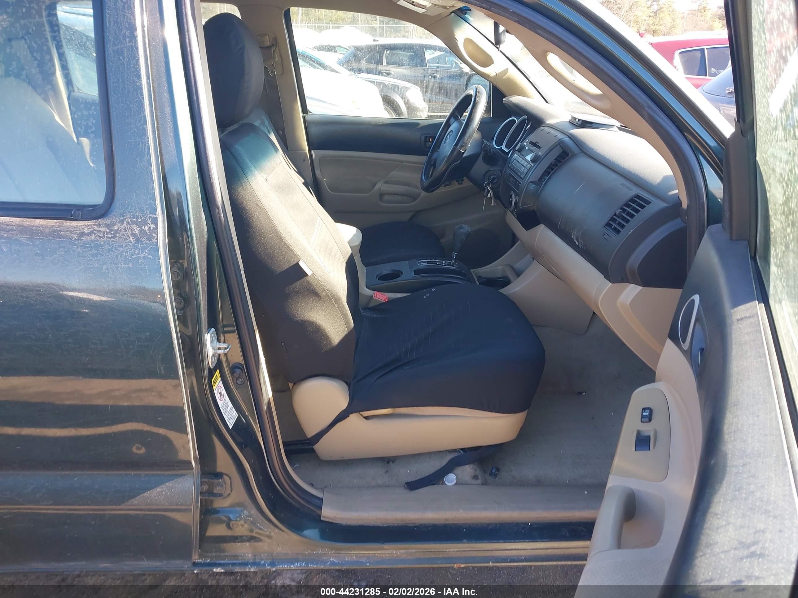 TOYOTA TACOMA image 5