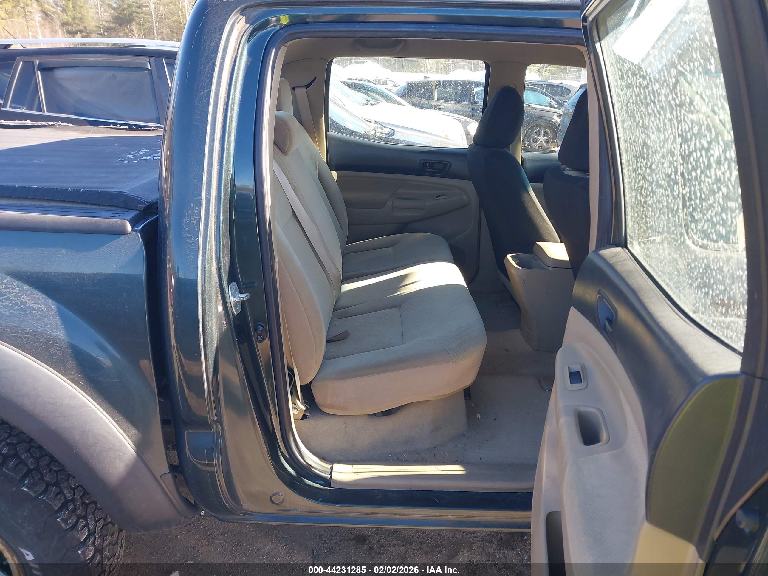 TOYOTA TACOMA image 8