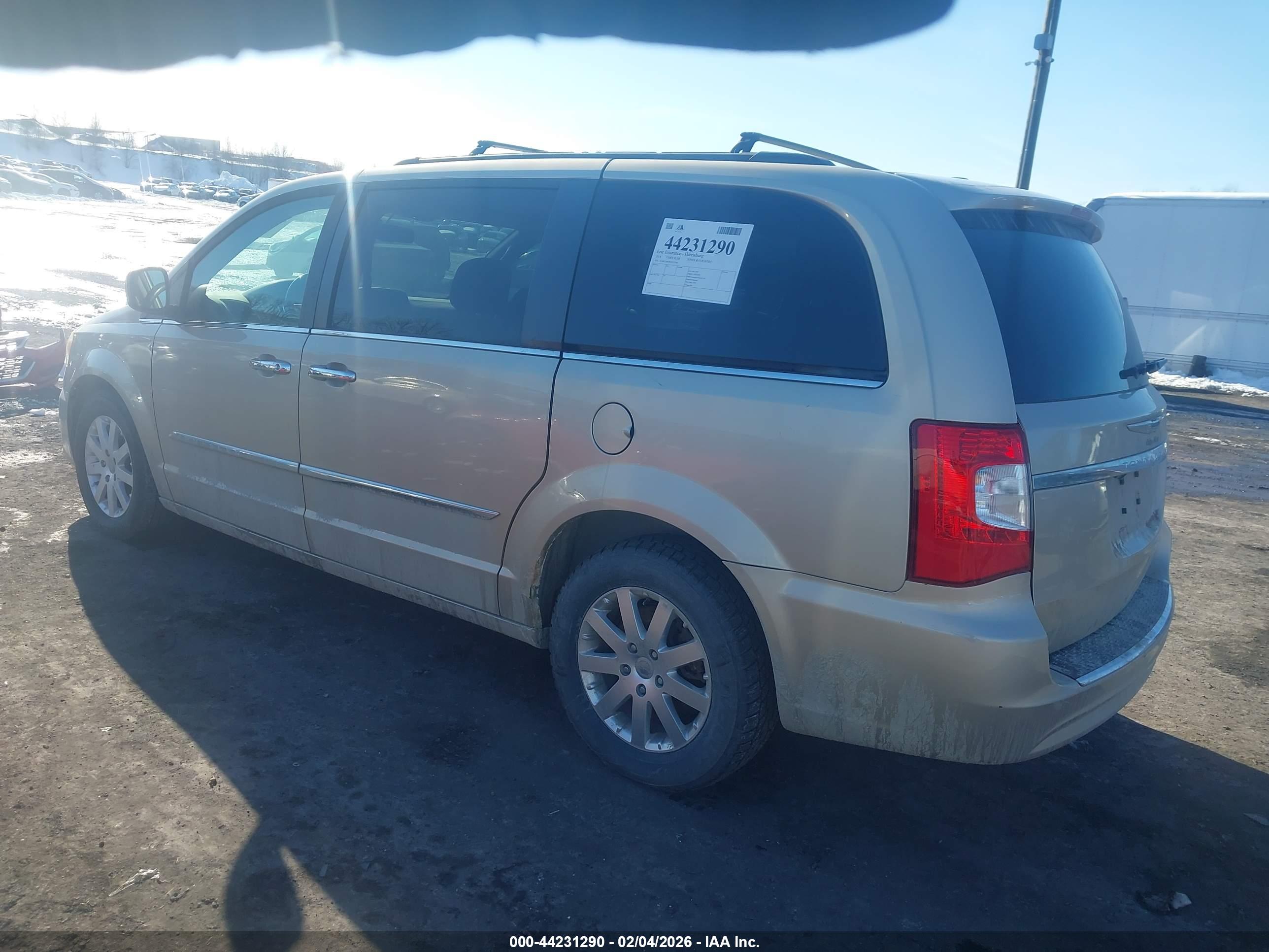 CHRYSLER TOWN image 3