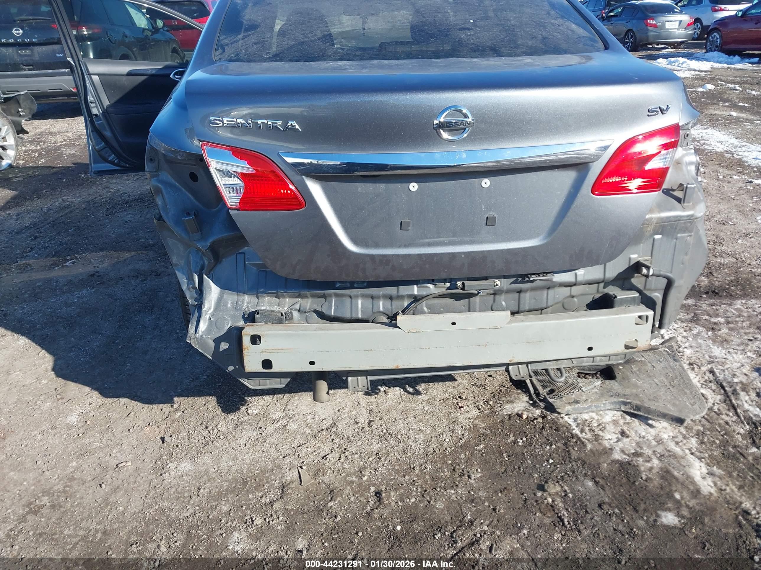 NISSAN SENTRA image 6