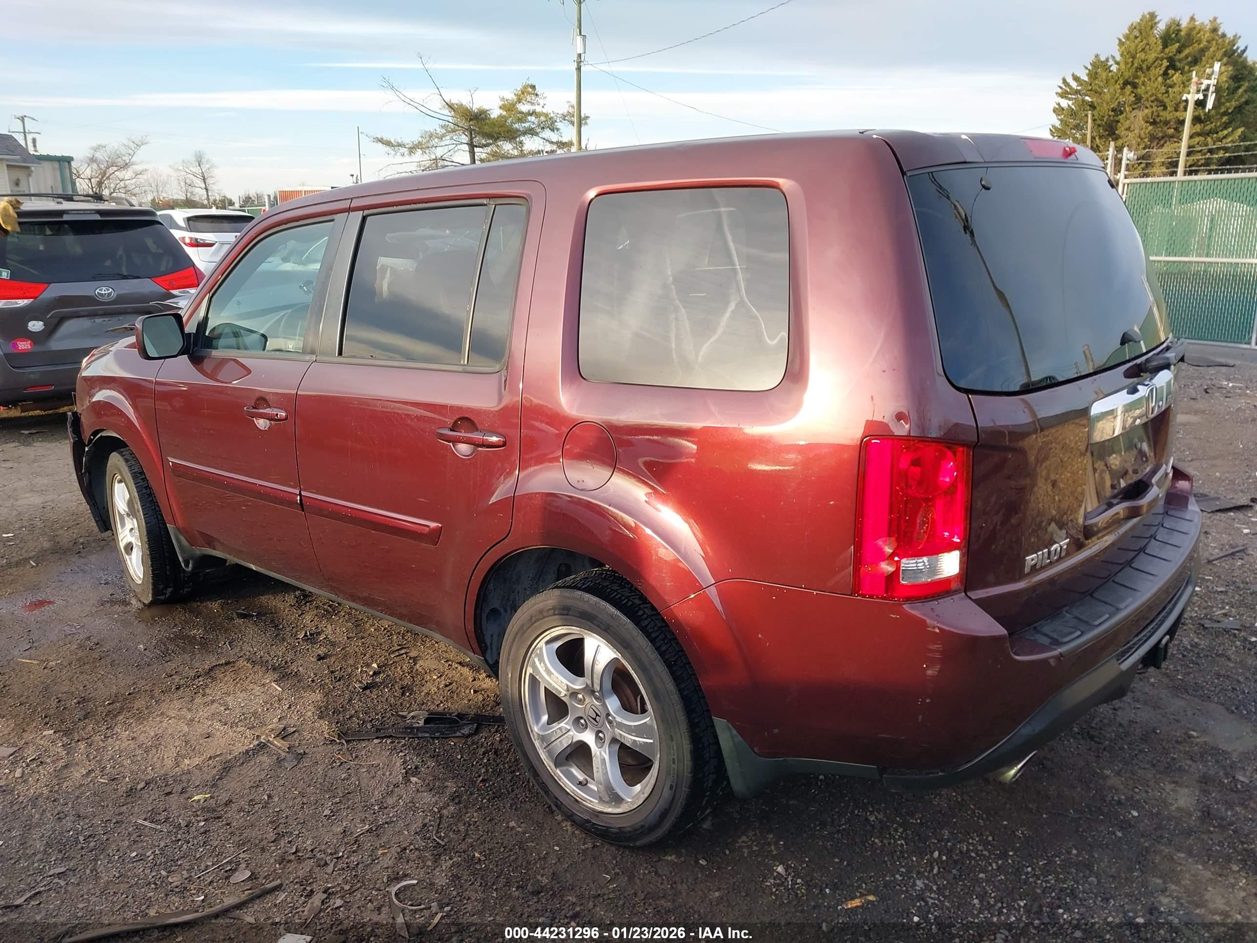 HONDA PILOT image 3