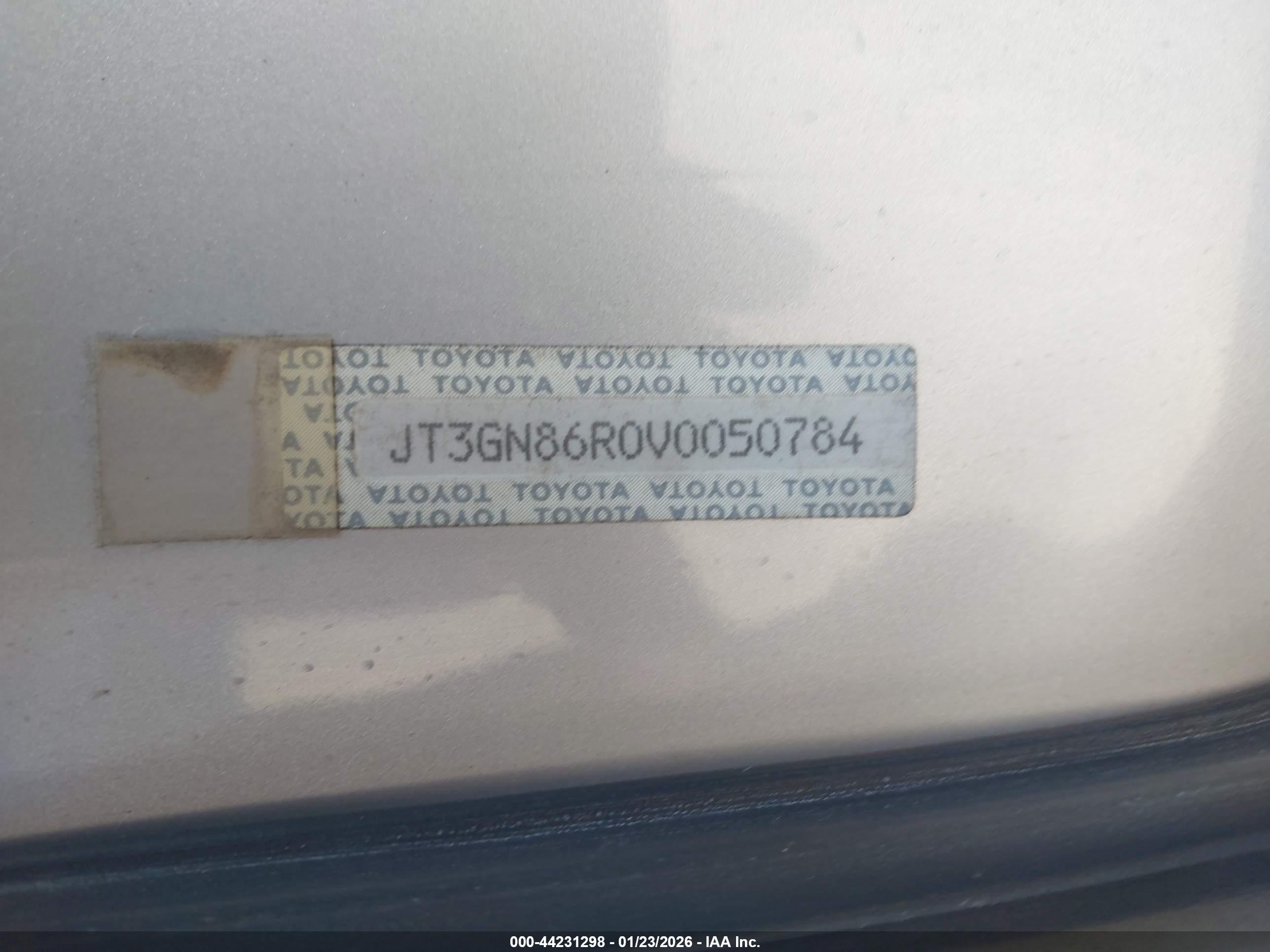 TOYOTA 4RUNNER image 9