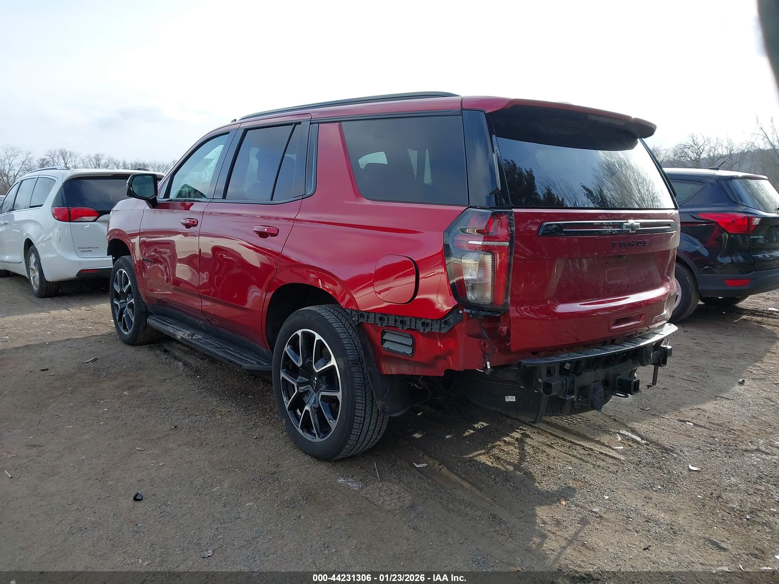 CHEVROLET TAHOE image 3