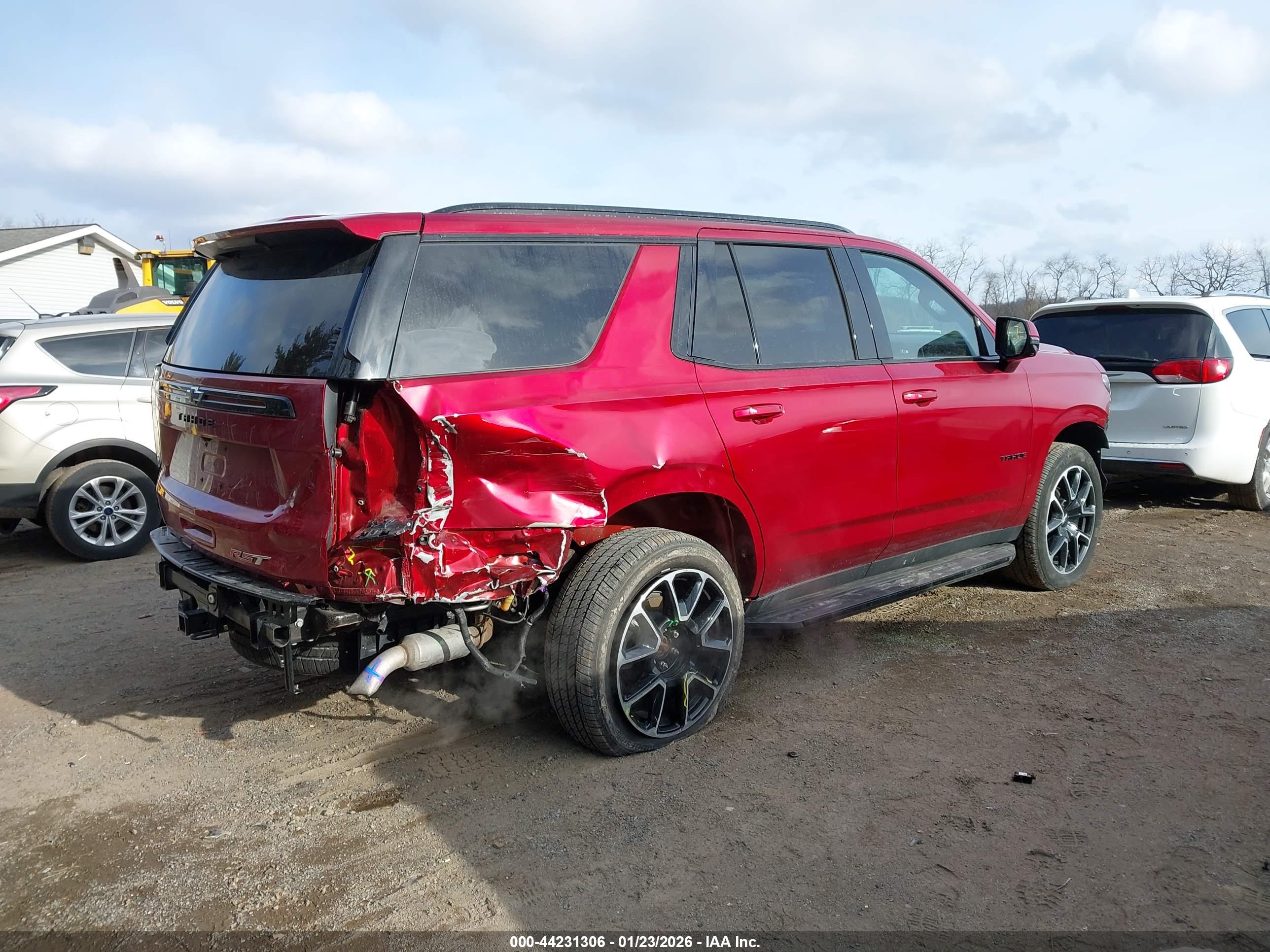 CHEVROLET TAHOE image 4