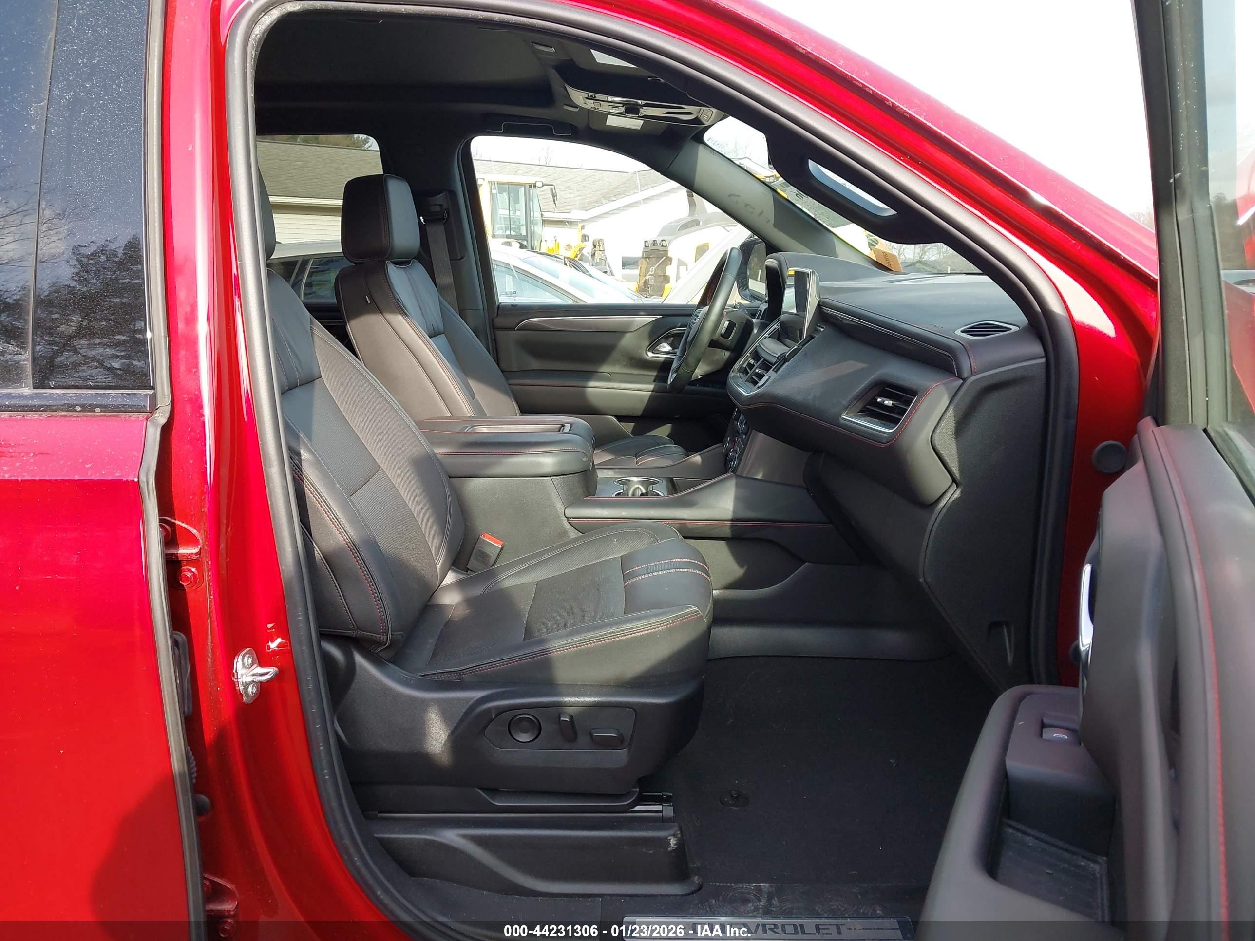 CHEVROLET TAHOE image 5