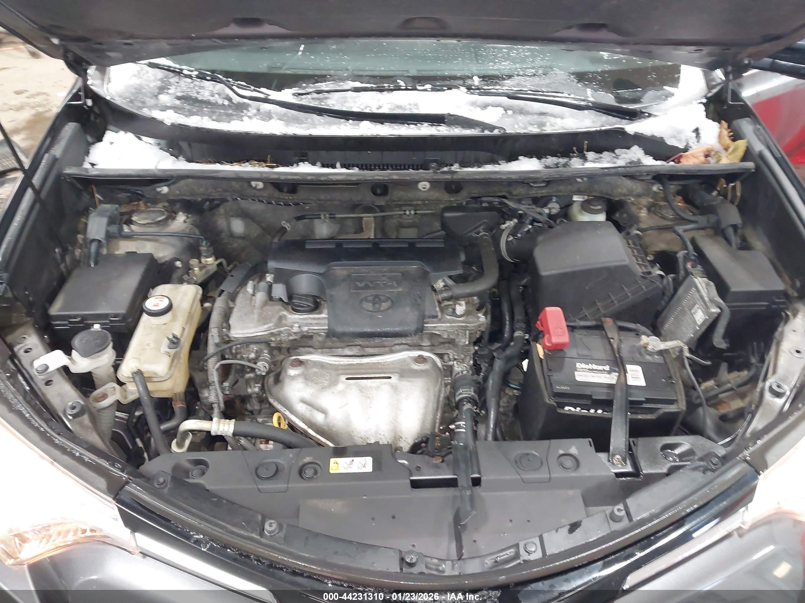 TOYOTA RAV4 image 10